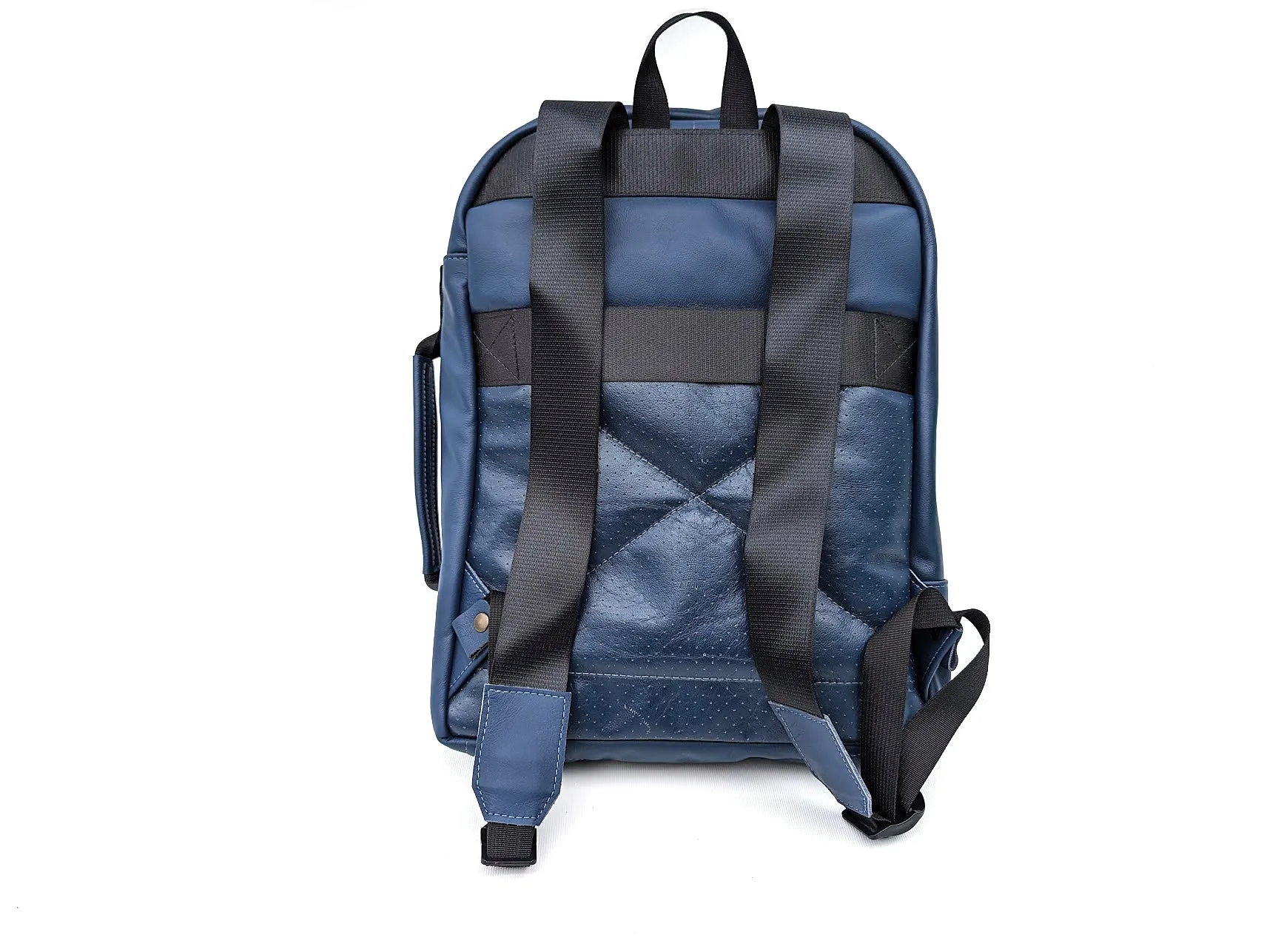 Satellite Backpack 15" - Airbus 319 / Life Jacket sold by Mariclaro product image thumbnail 5