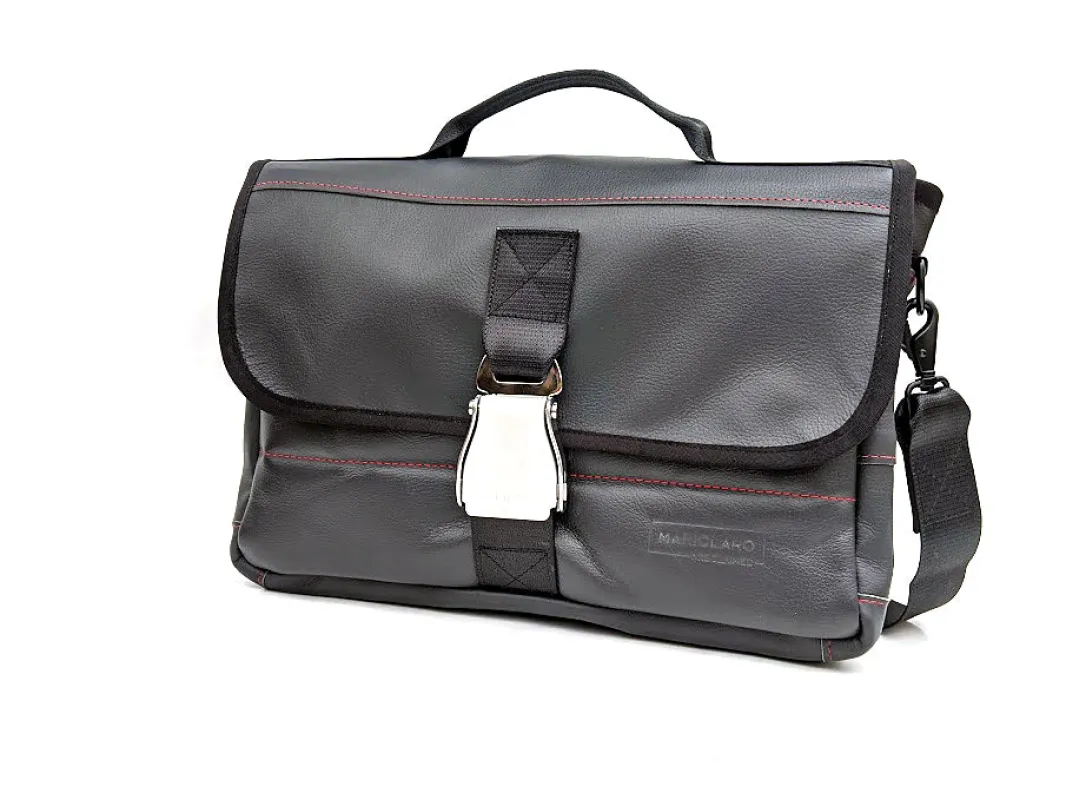 Mariclaro YYZ Laptop Bag - Air Canada Boeing 737 Max made by Mariclaro
