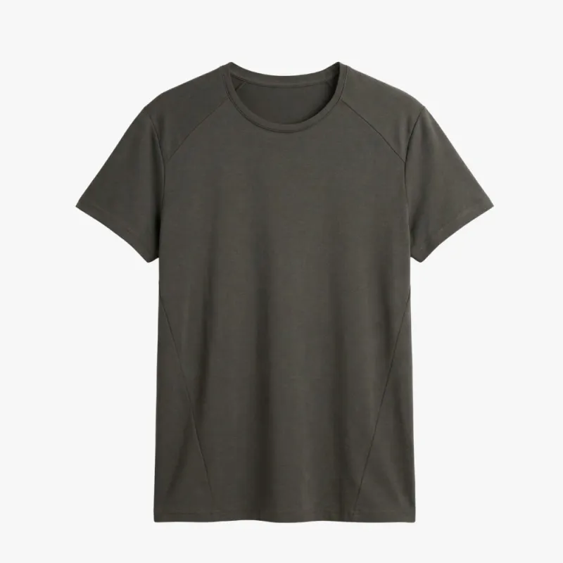 "Broader" T-shirt - Transform Your Fit – Instantly made by Venque