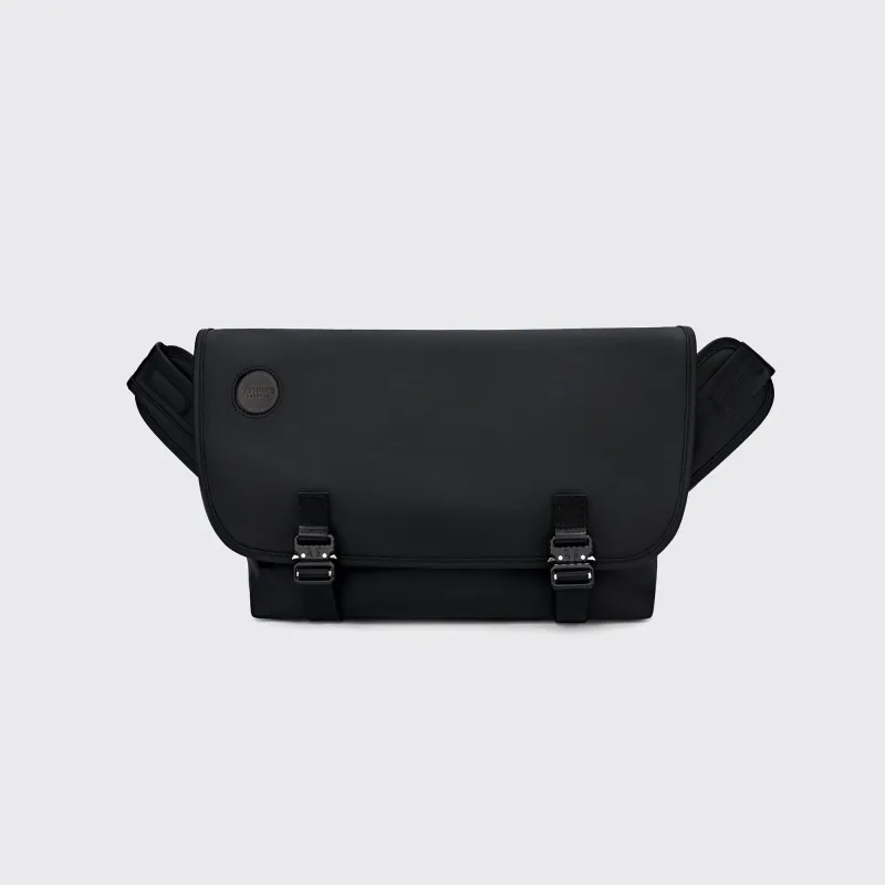 URBAN MESSENGER 13L made by Venque