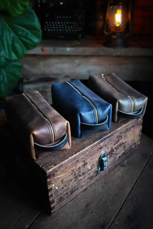 Expedition Dopp - Leather Toiletry Bag made by Hammerthreads