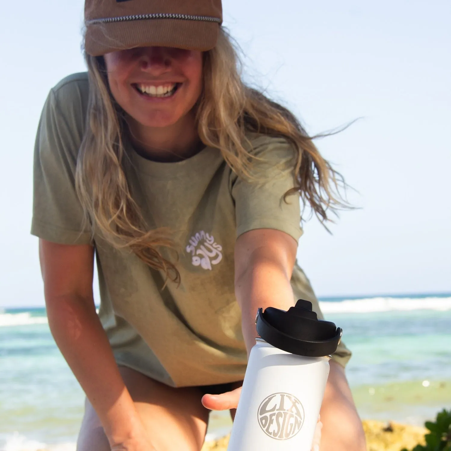 T-shirt Sunny Days sold by LIX DESIGN product image thumbnail 5