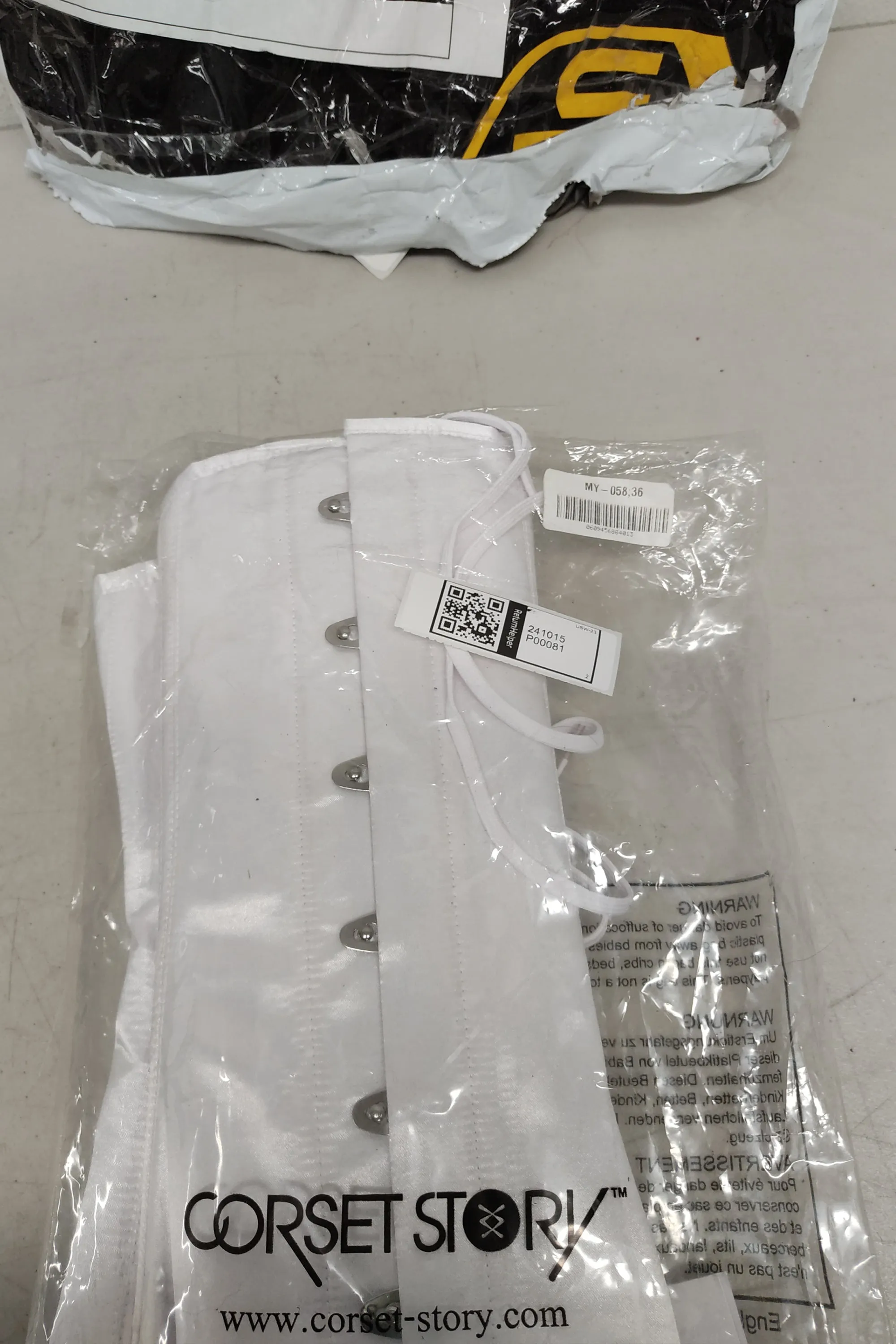 1 x Corset Returns - US144833-R sold by Corset Story product image thumbnail 3