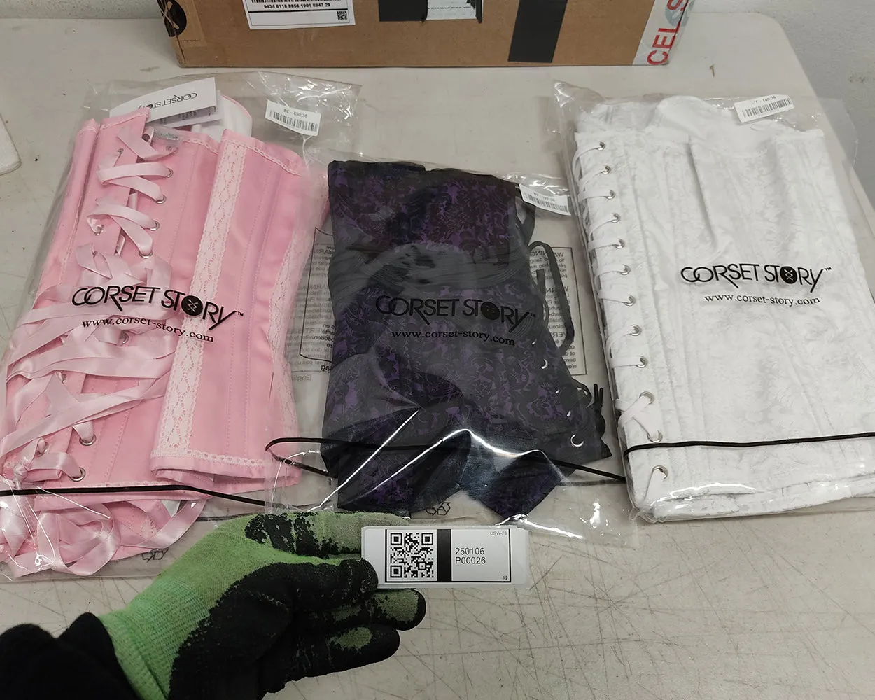 3 x Corset Returns - US146712-R (36") sold by Corset Story product image thumbnail 4