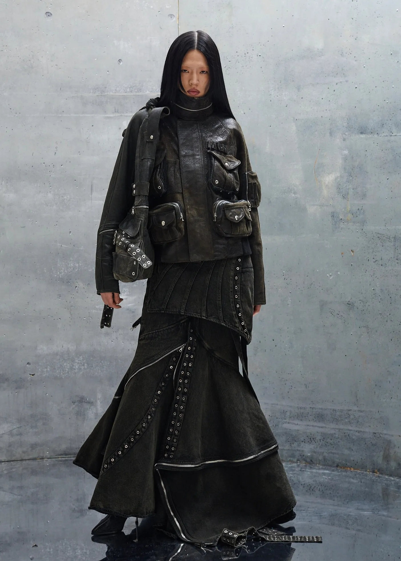 MULTIPOCKET 3D USED GREEN LEATHER JACKET UNISEX sold by NO/FAITH STUDIOS product image thumbnail 4