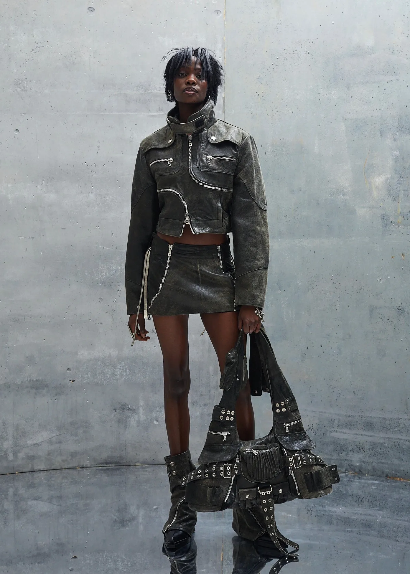 SNAKE ZIP USED LEATHER GREEN SKIRT sold by NO/FAITH STUDIOS product image thumbnail 2