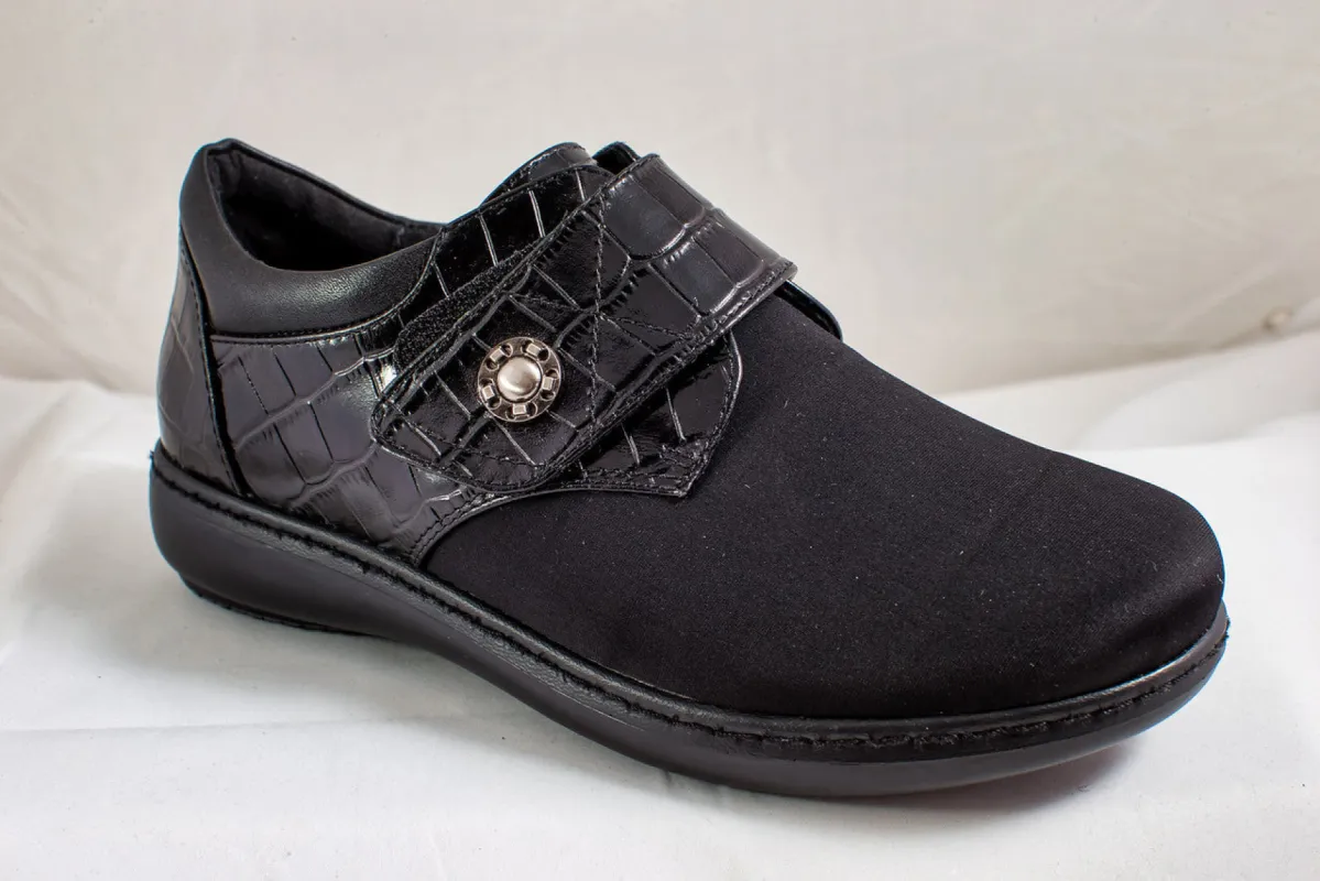 Via Nova Annabel sold by Bayside Shoe Warehouse