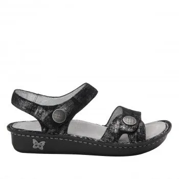 Vienna Smolder sold by Bayside Shoe Warehouse product image thumbnail 2