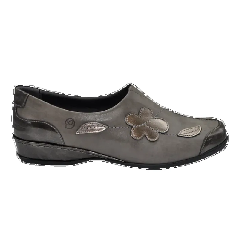 Suave Adeline Cloudy sold by Bayside Shoe Warehouse