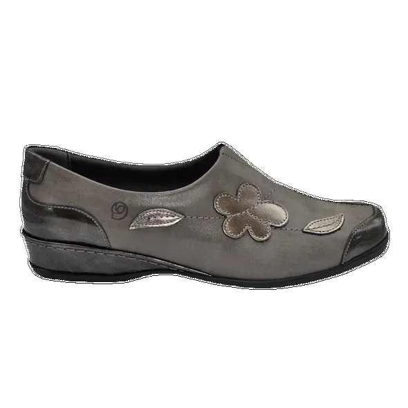 Suave Adeline Cloudy sold by Bayside Shoe Warehouse