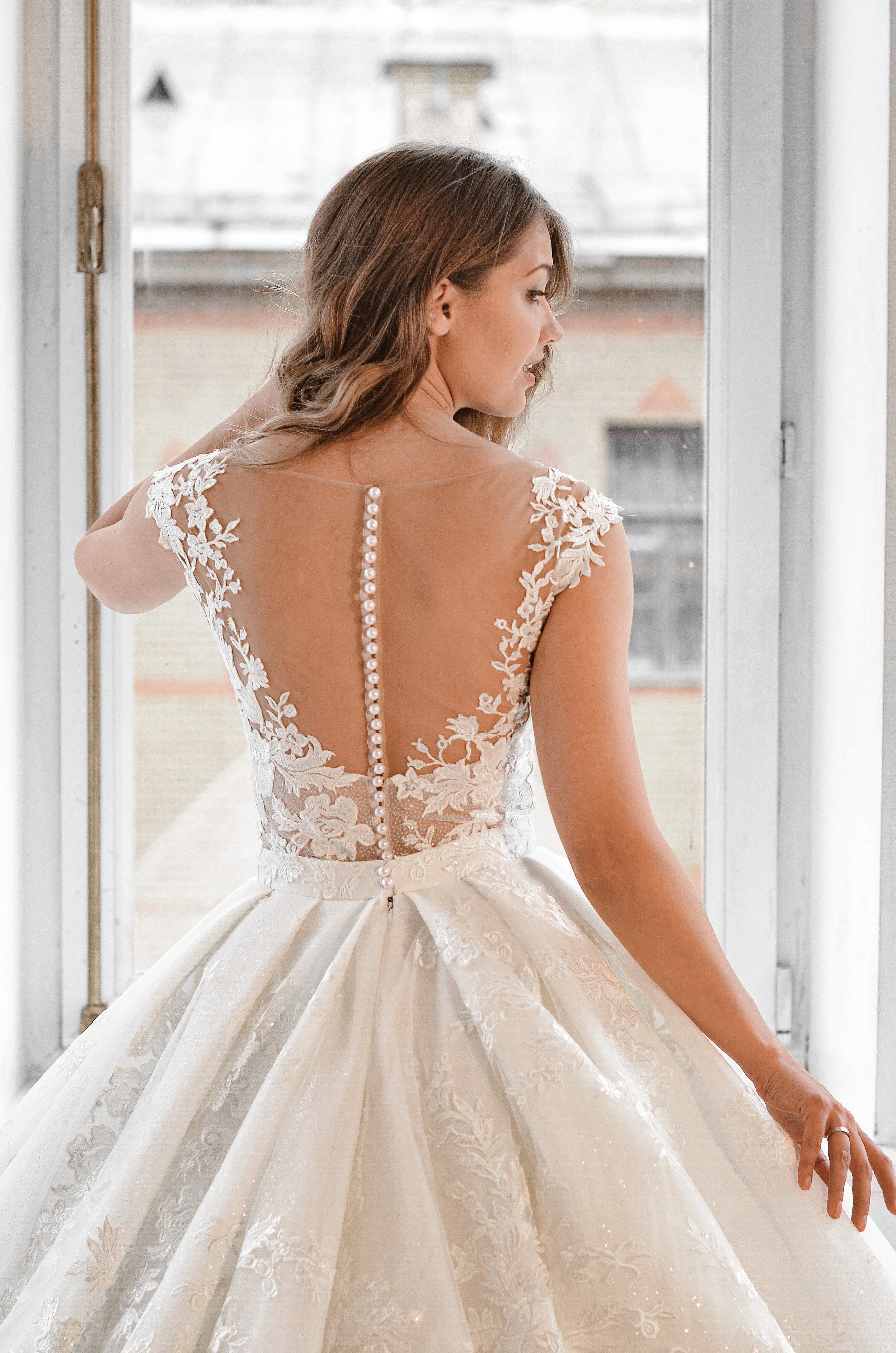 2 in 1 Lace Wedding Dress Airis with Detachable Skirt sold by Olivia Bottega product image thumbnail 5