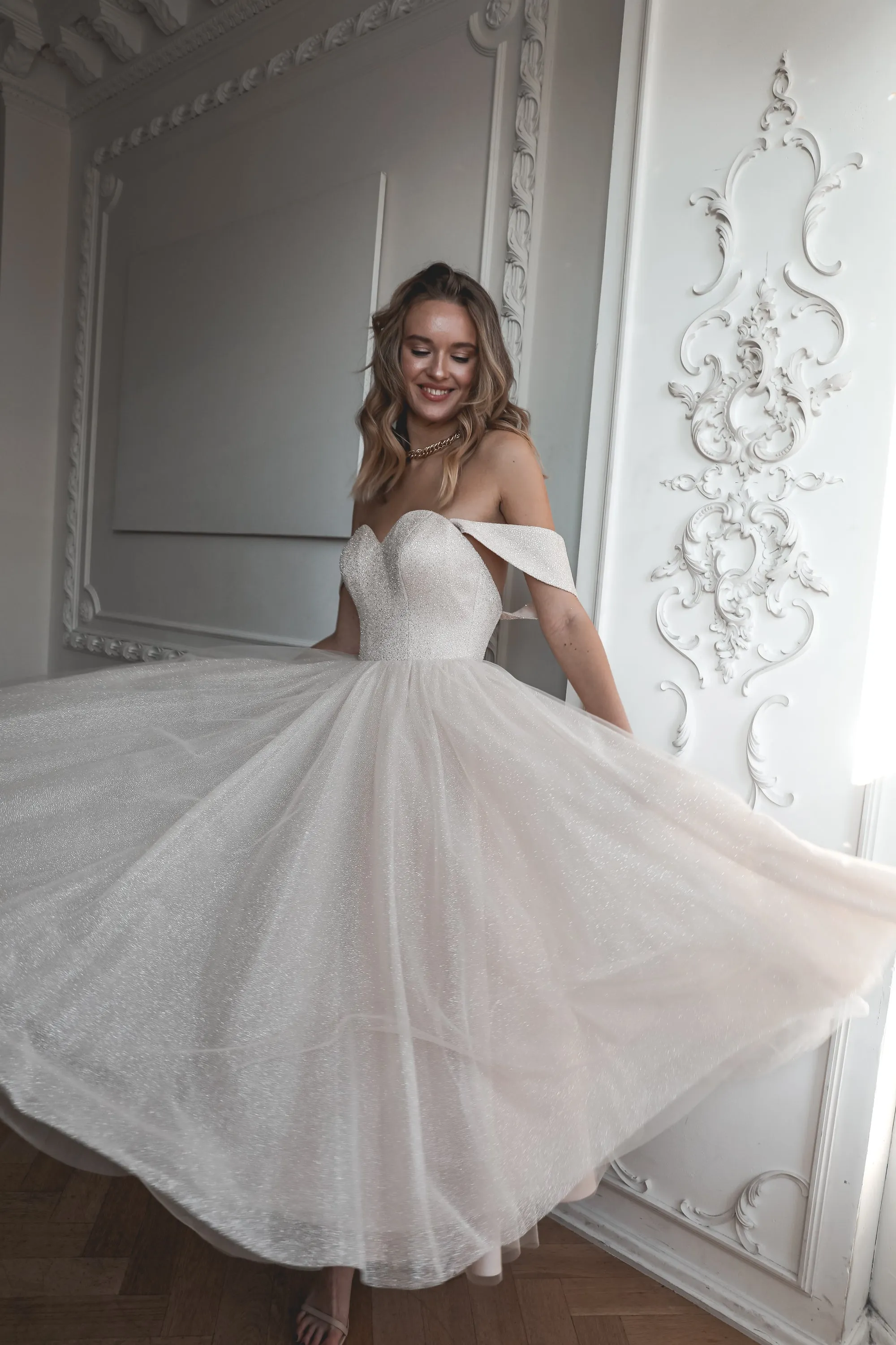 Blush Sparkly Midi Evening Dress Soul sold by Olivia Bottega product image thumbnail 2