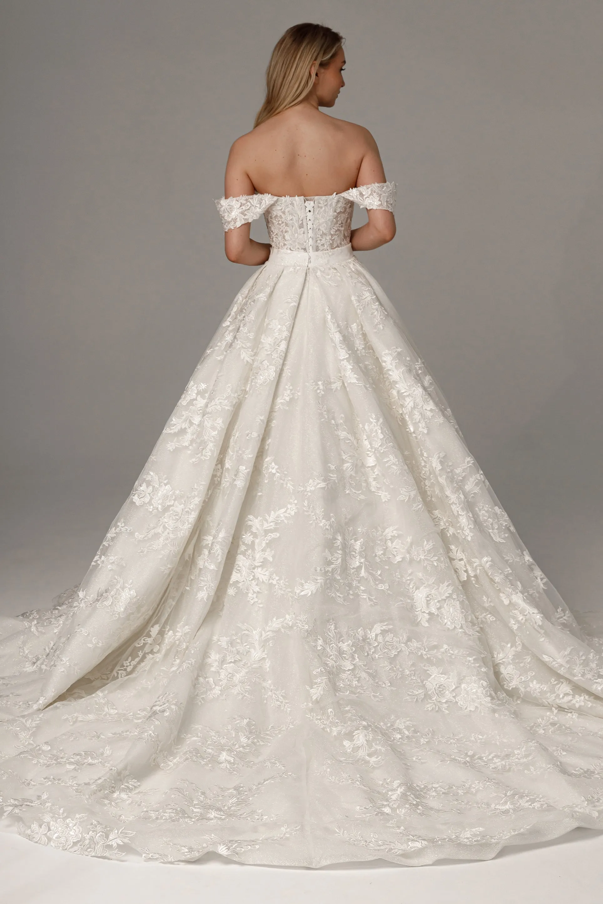 2 in 1 Wedding Dress Mitsis With Detachable Airis Skirt sold by Olivia Bottega product image thumbnail 3