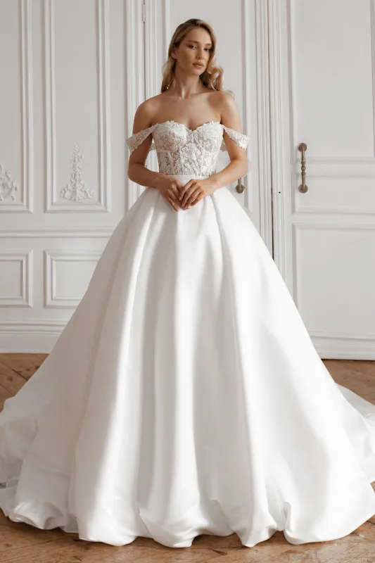 2 in 1 Short Wedding Dress Evelyn with Detachable Sophia Skirt sold by Olivia Bottega