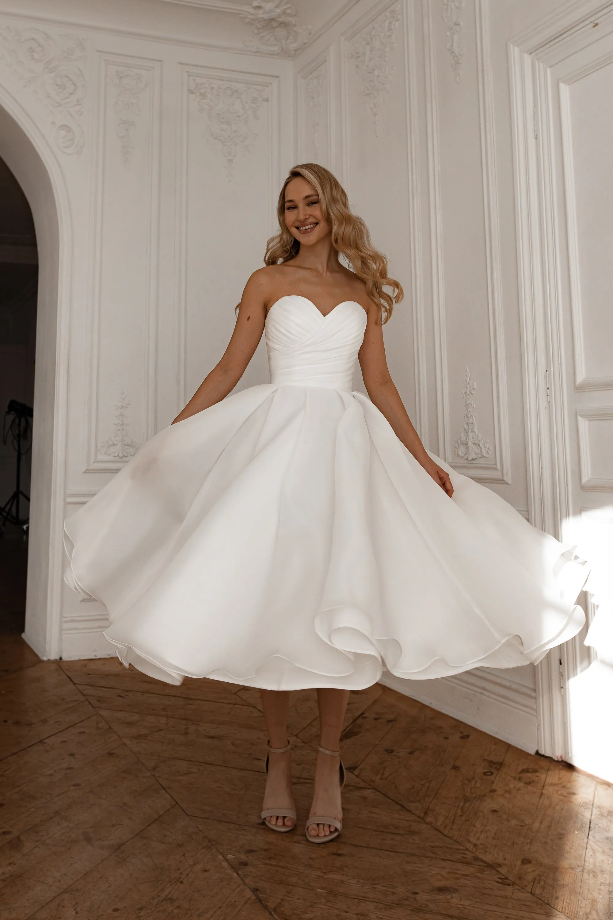 Organza Midi Wedding Dress Lamia sold by Olivia Bottega product image thumbnail 3