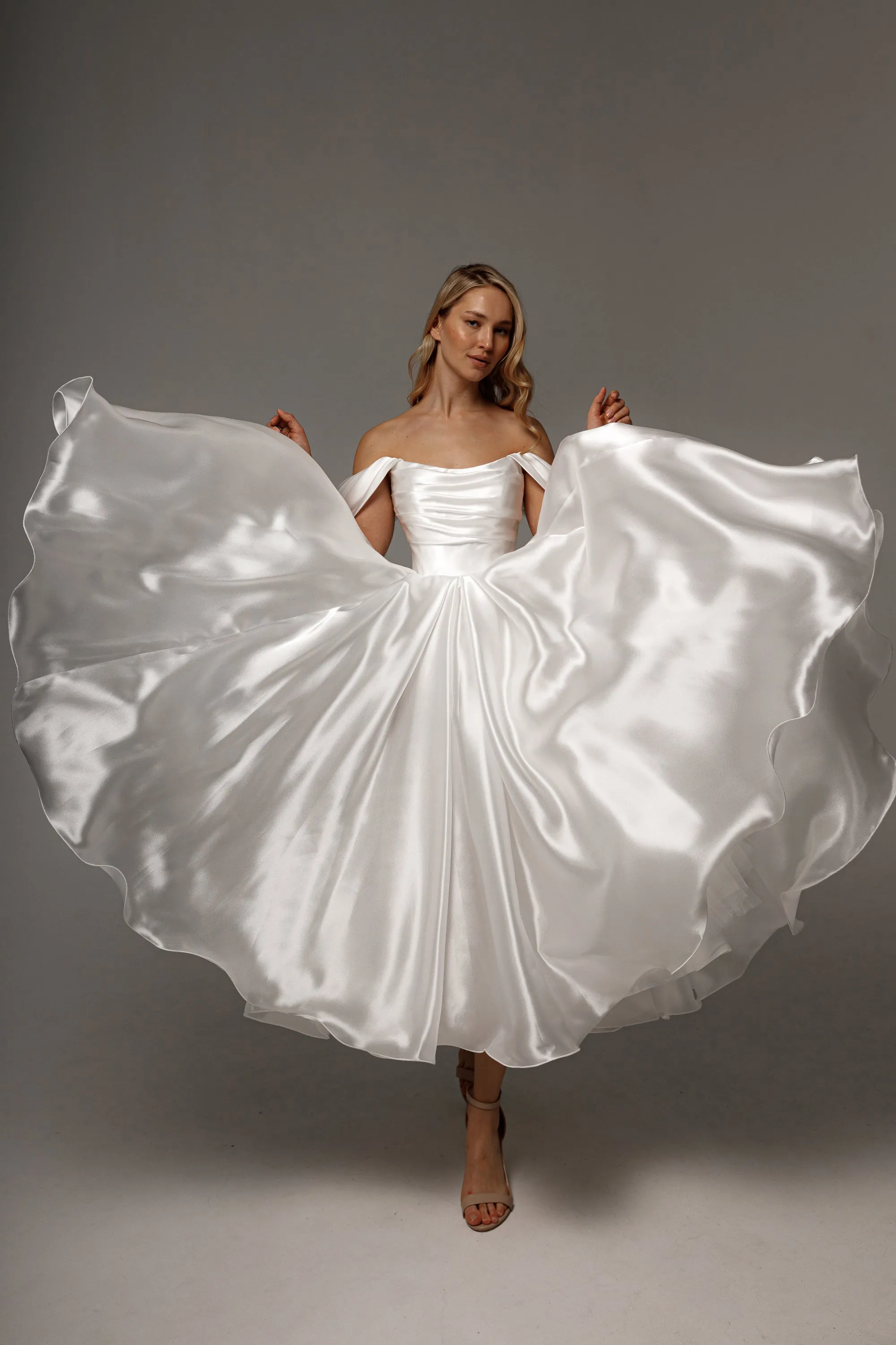Organza Tea Length Wedding Dress Alraune sold by Olivia Bottega product image thumbnail 4