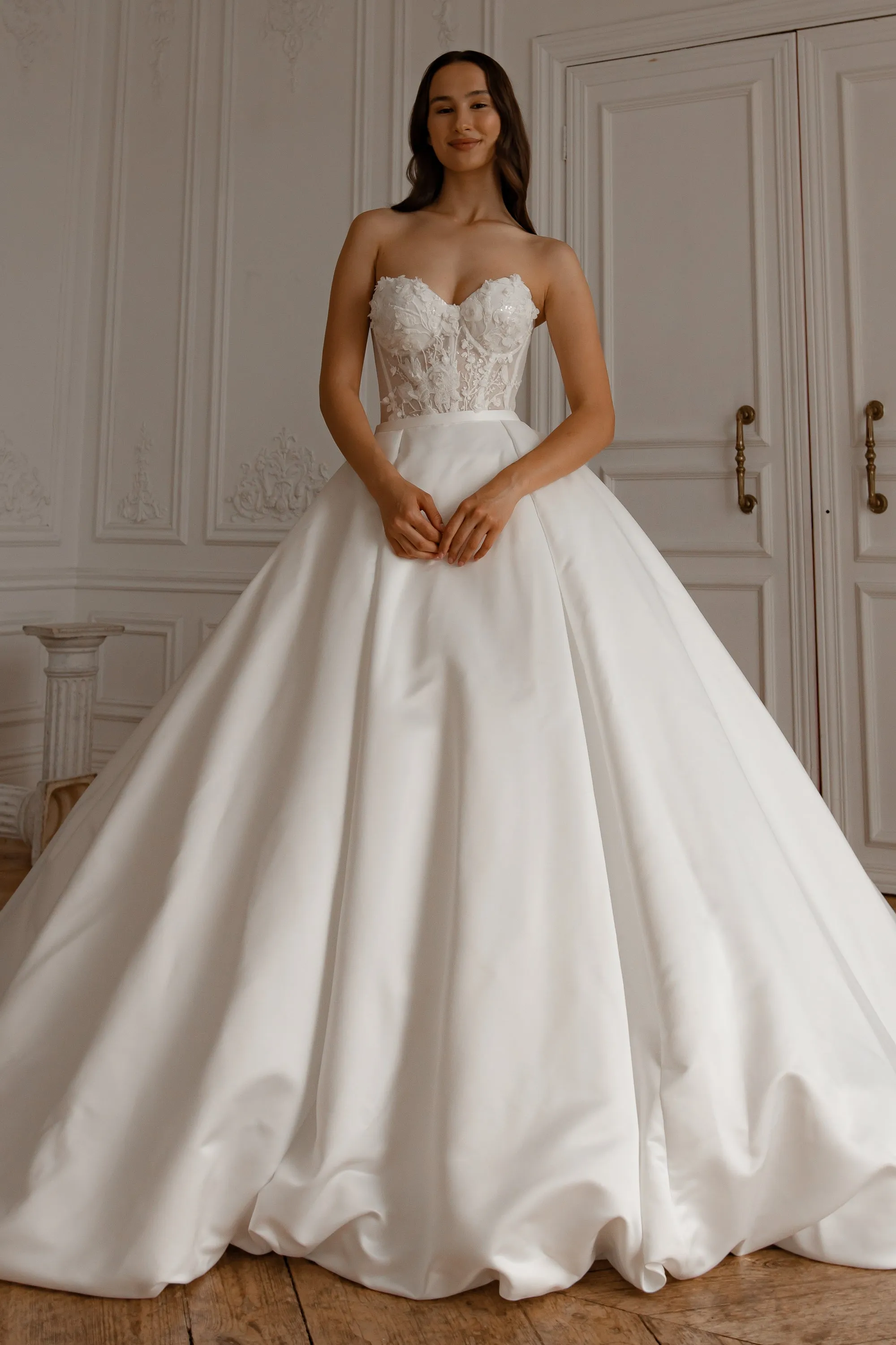 2 in 1 Wedding Dress Selkie with Detachable Skirt Sophia sold by Olivia Bottega product image thumbnail 4