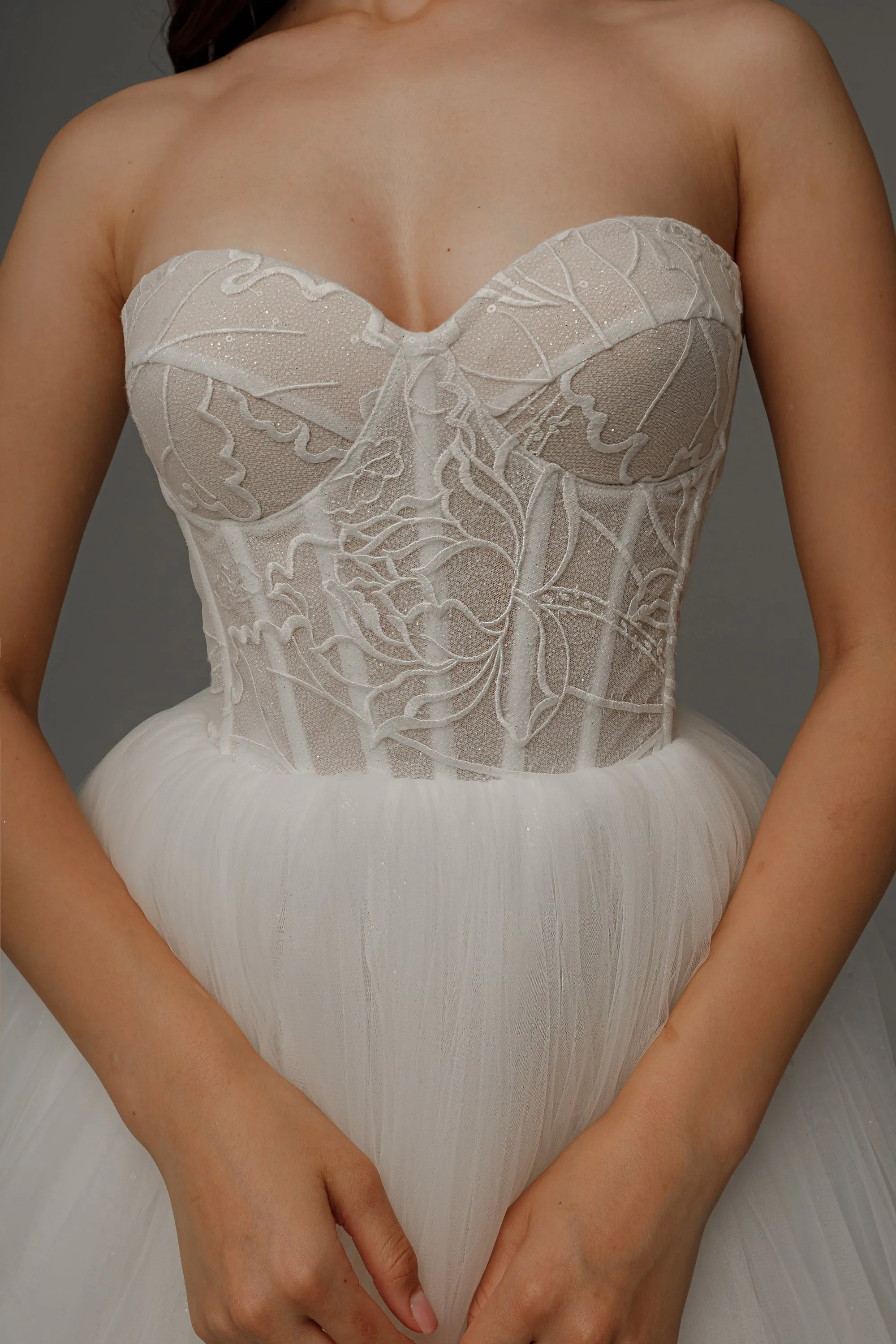 Short Wedding Dress Helena with Detachable Straps sold by Olivia Bottega product image thumbnail 3