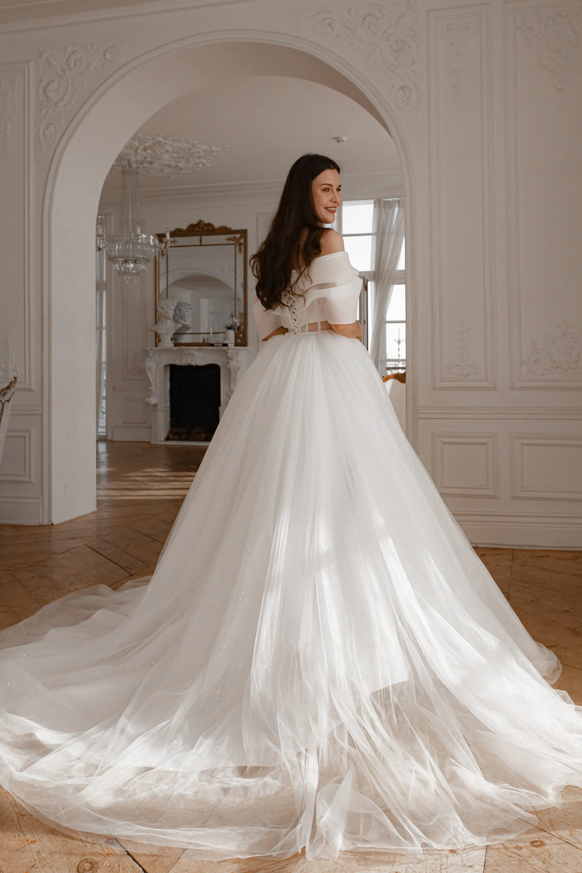 2 in 1 Wedding Dress Inali with Detachable Romanica Skirt sold by Olivia Bottega product image thumbnail 2