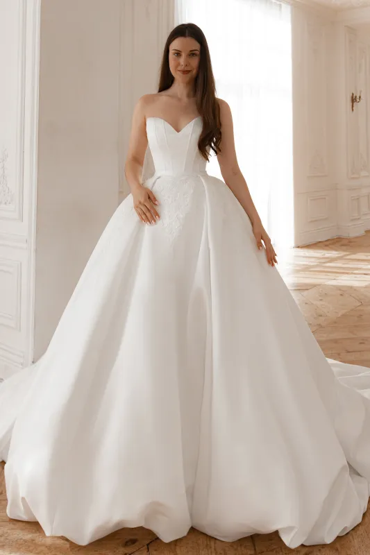 2 in 1  Wedding Dress Steltella with The Detachable Skirt sold by Olivia Bottega