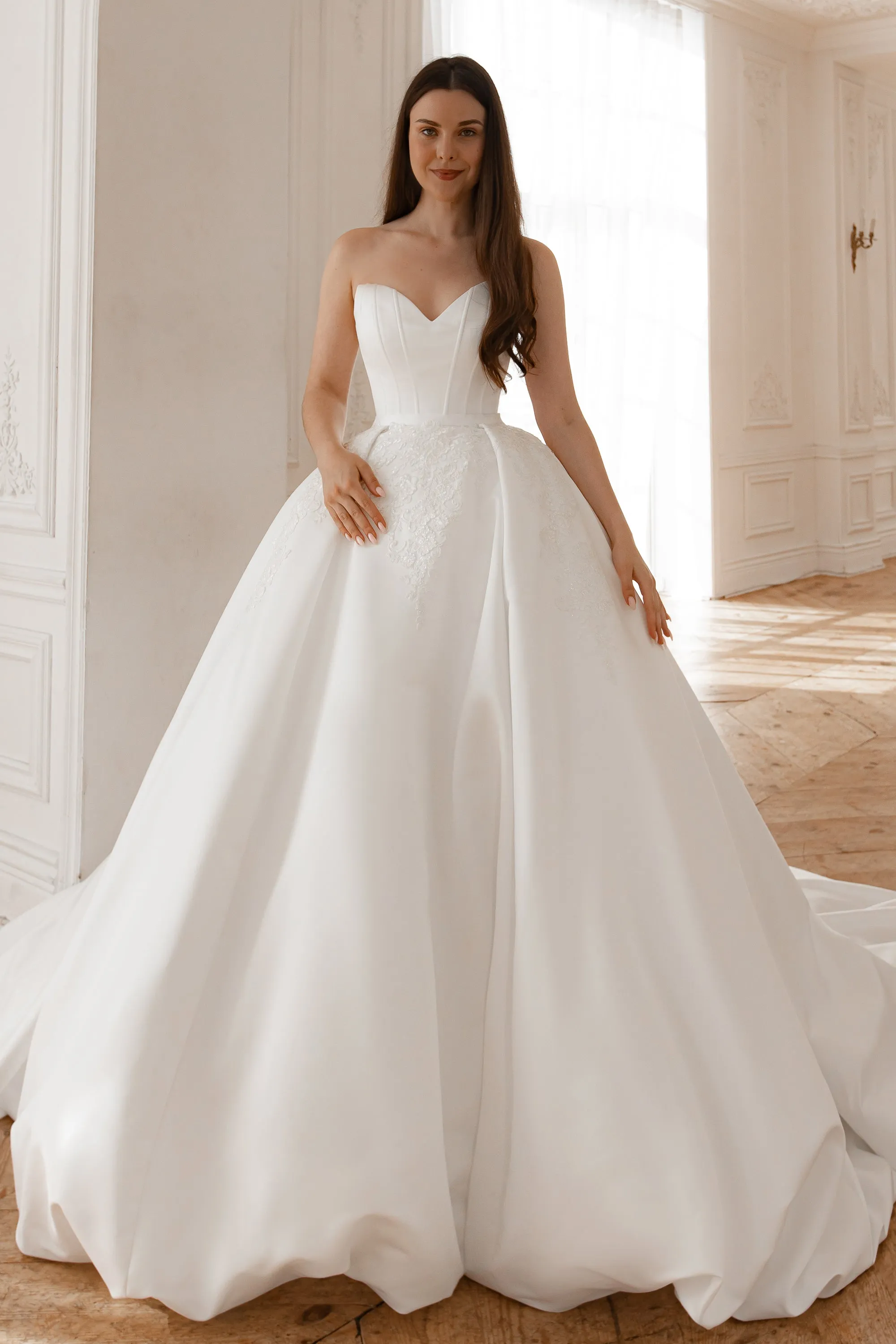 Extra Convertible Wedding Dress Steltella (Basic dress + bolero + bow + detachable skirt) sold by Olivia Bottega product image thumbnail 2