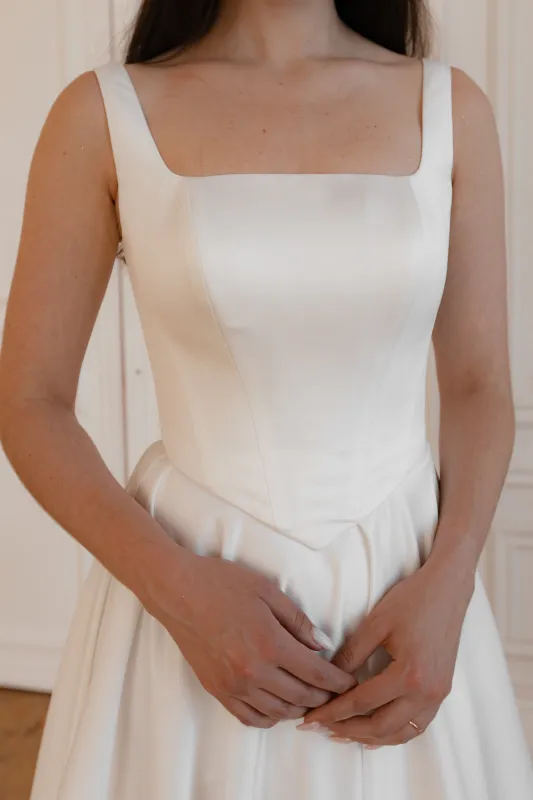 Square Neckline Corset Olla sold by Olivia Bottega
