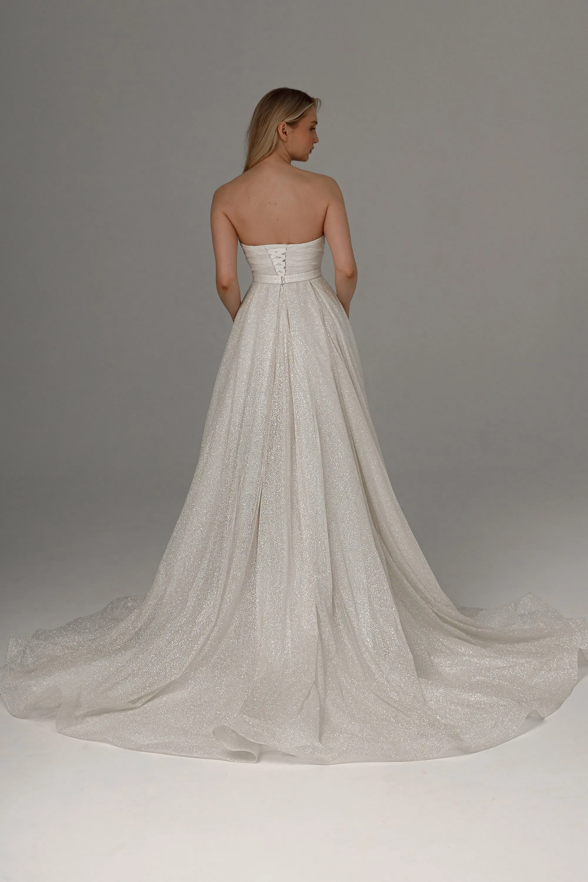 2 in 1 Wedding Dress Ebba With Detachable Calista Skirt sold by Olivia Bottega product image thumbnail 4