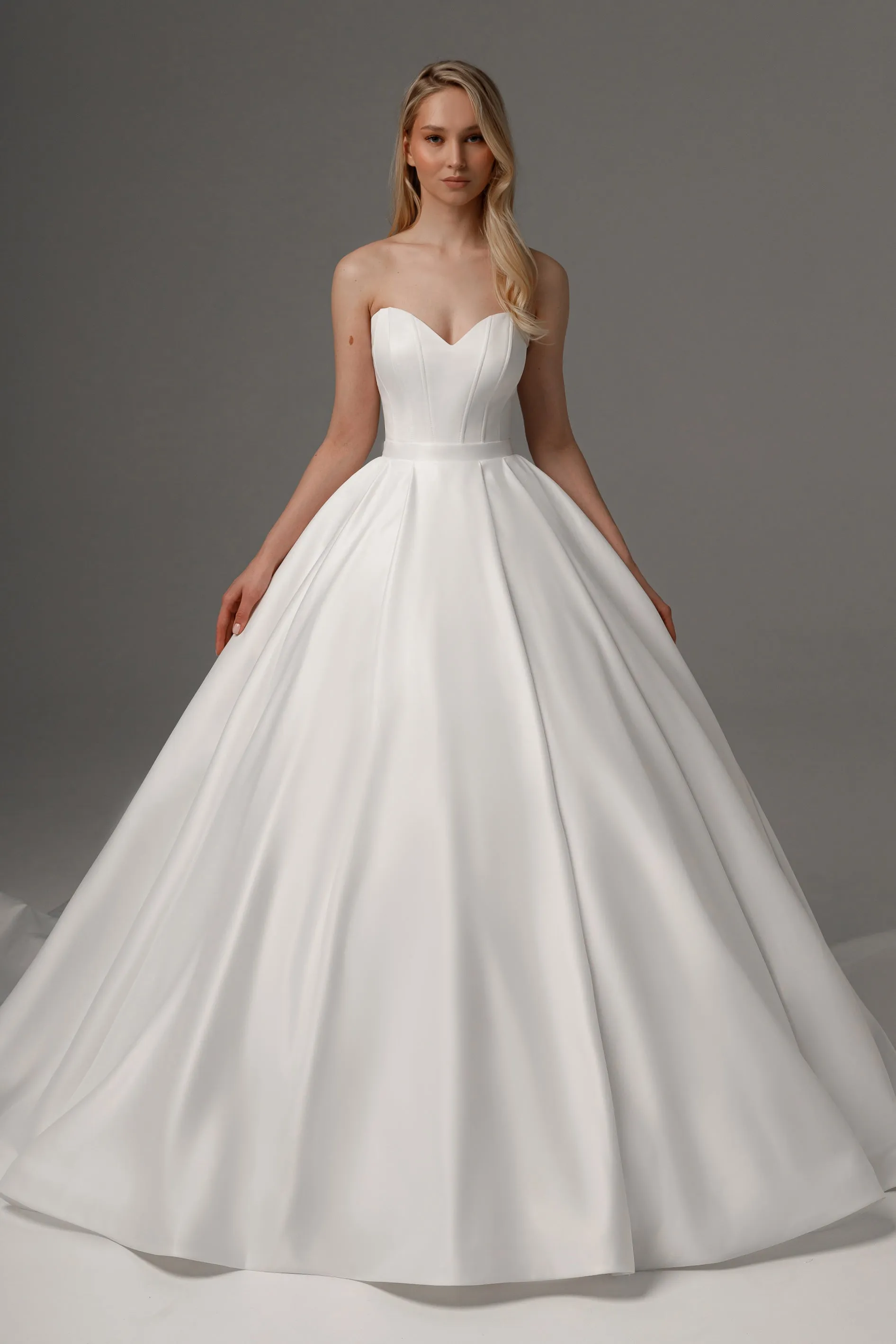 2 in 1 Wedding Dress With Detachable Skirt Protea sold by Olivia Bottega