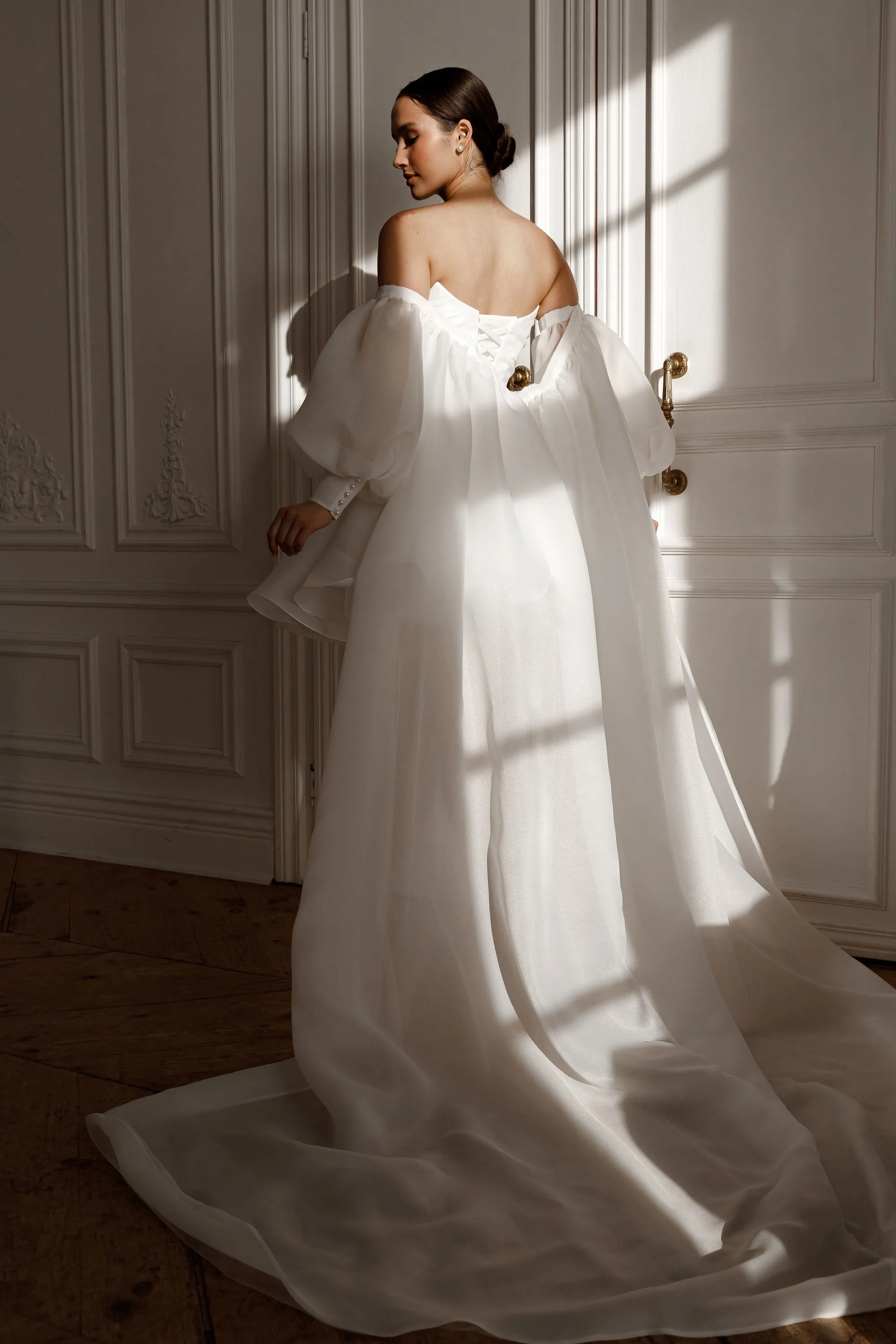 Organza Cape Lauren sold by Olivia Bottega