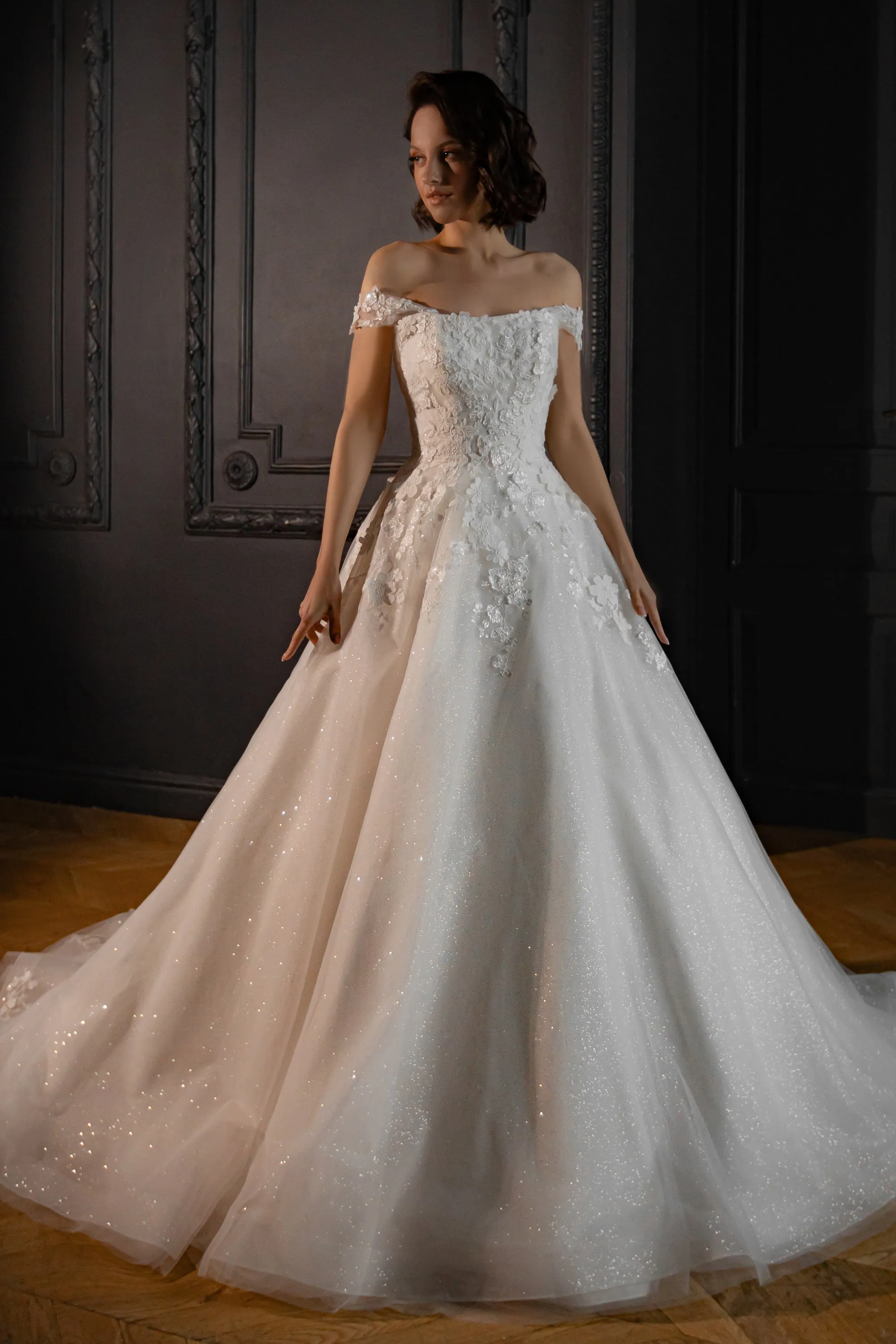 Floral Lace Tulle Wedding Dress Yoki with Detachable Straps sold by Olivia Bottega product image thumbnail 3