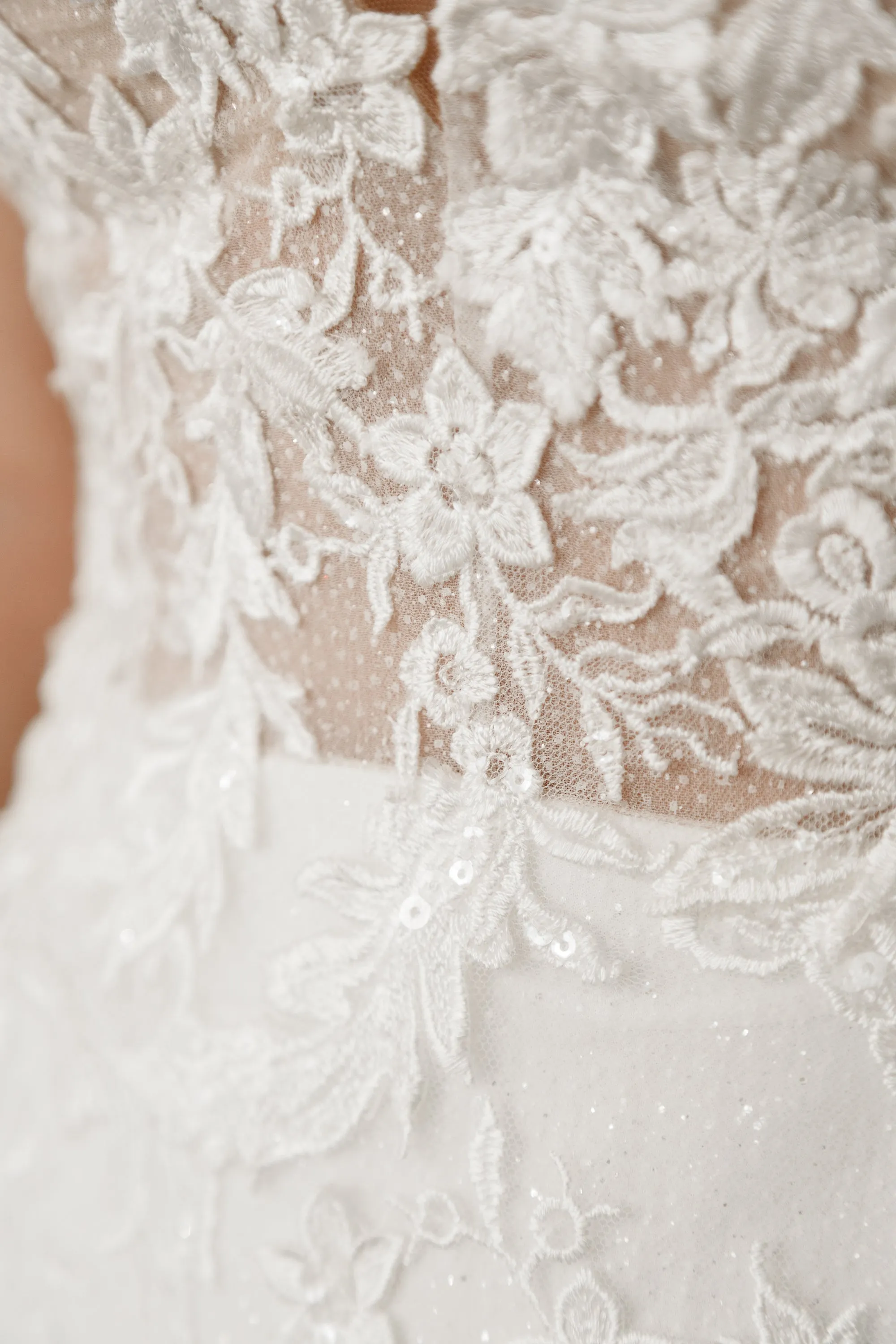 Light ivory Lace Mermaid Wedding Dress Airis sold by Olivia Bottega product image thumbnail 5