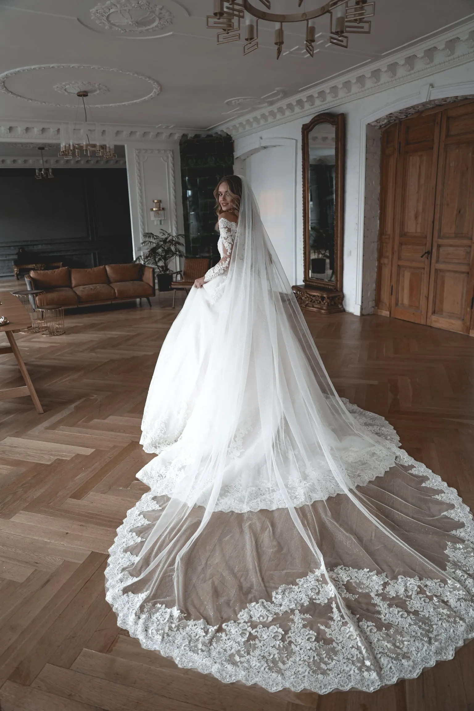 Lace Wedding Dress Elizabett Deco sold by Olivia Bottega product image thumbnail 4