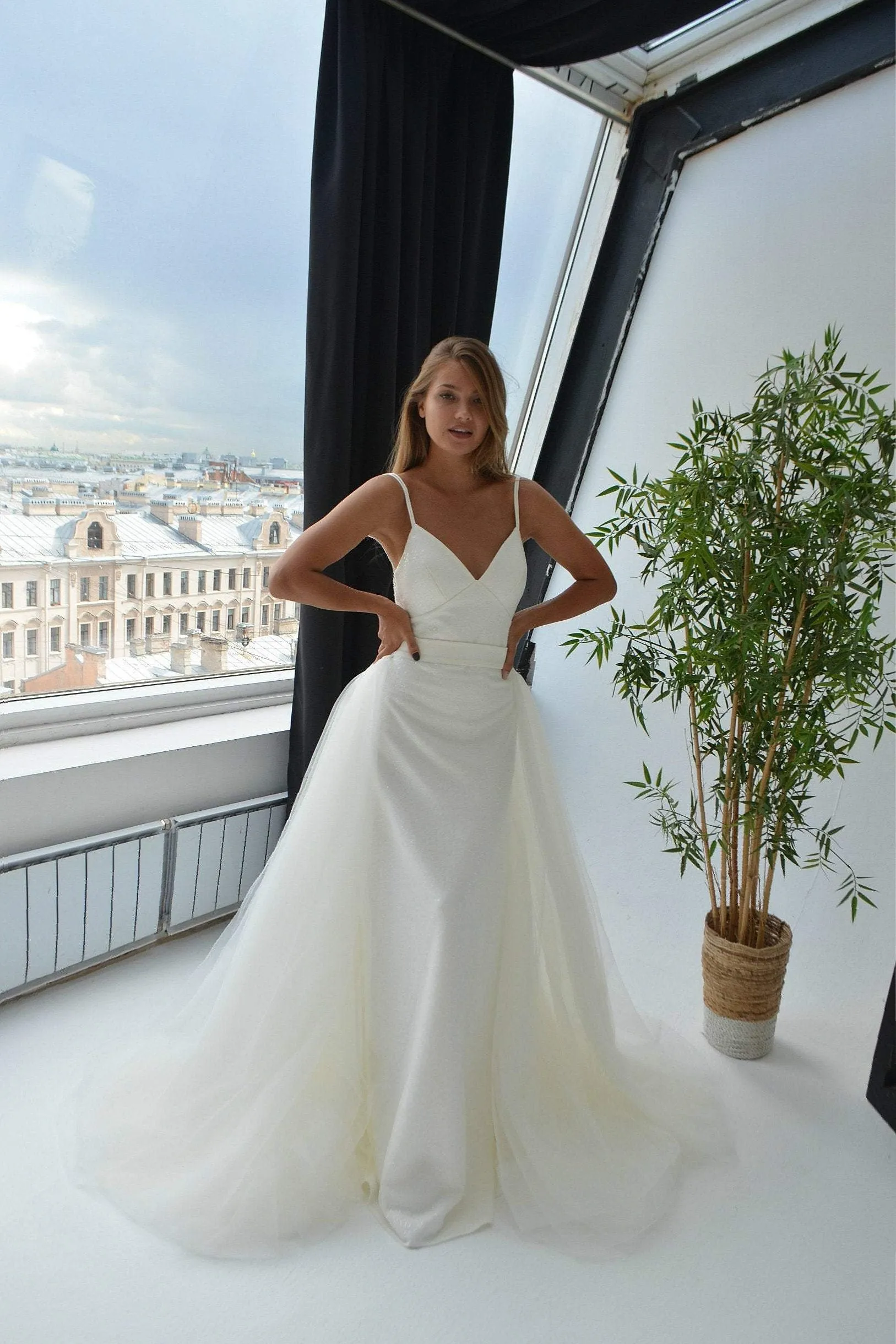 LI 305 Sequins sold by Olivia Bottega product image thumbnail 3