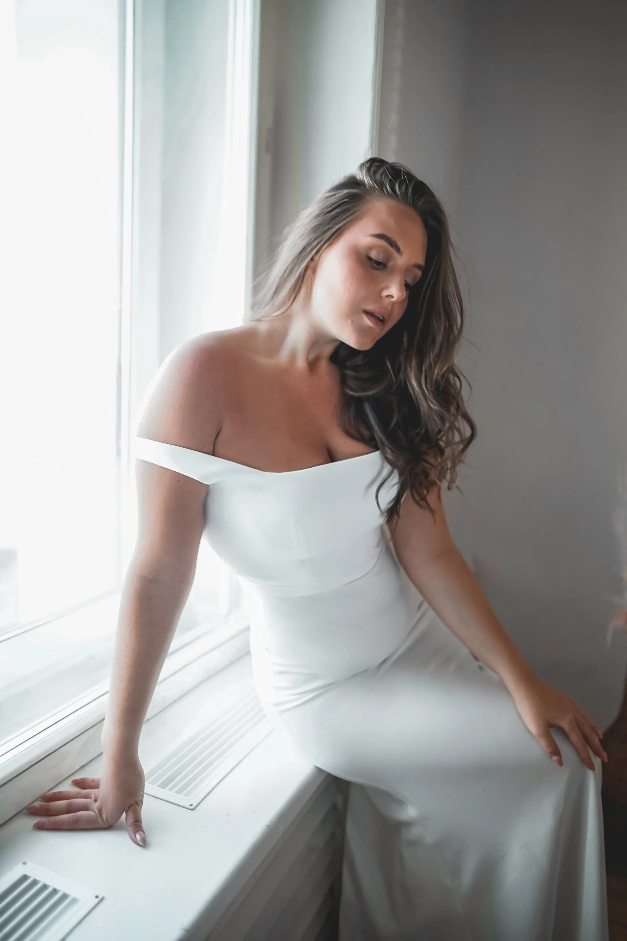 Plus Size Crepe Wedding Dress Jessica sold by Olivia Bottega product image thumbnail 3