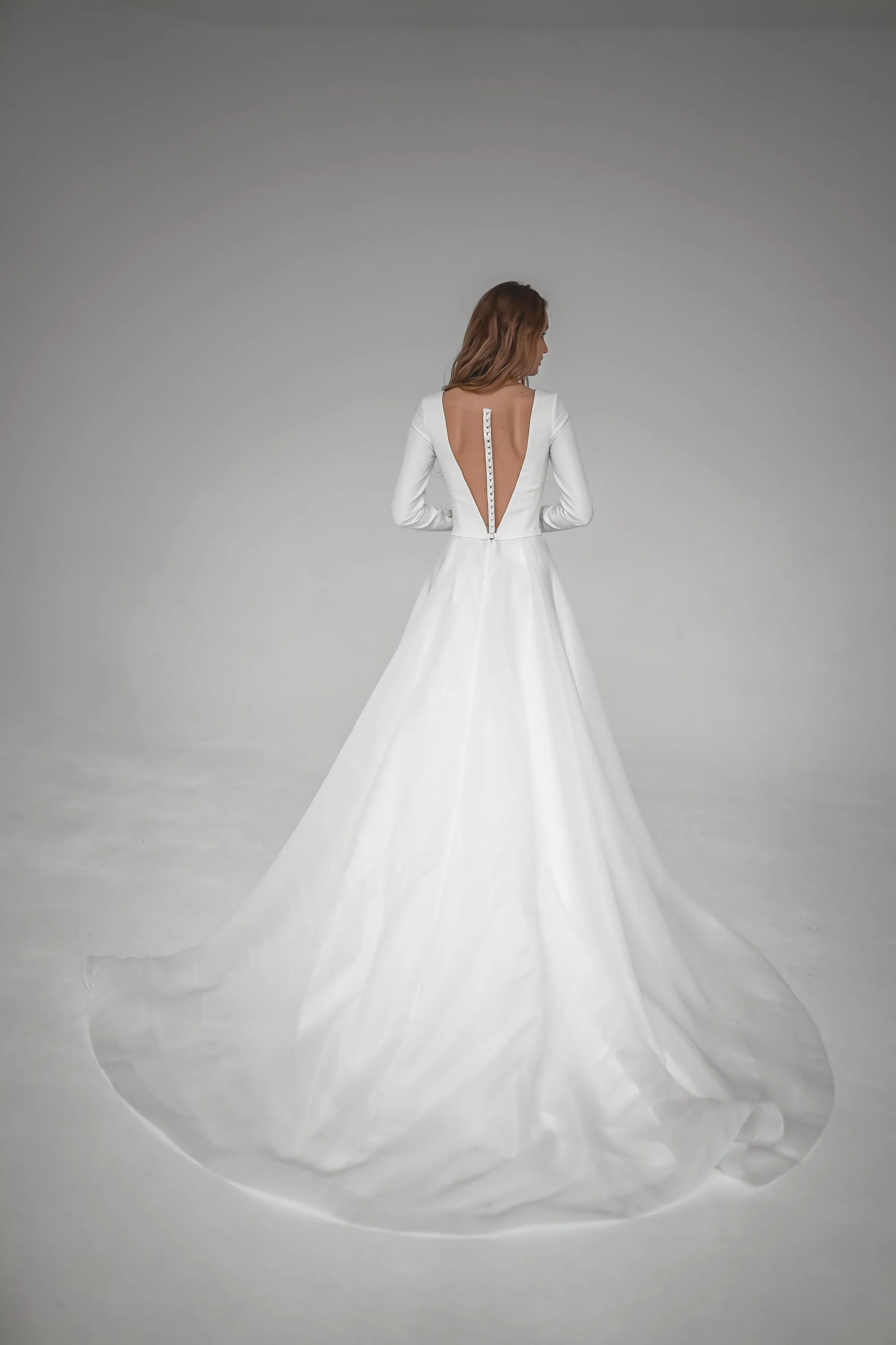 Plus Size Organza Wedding Dress Tayra sold by Olivia Bottega product image thumbnail 3
