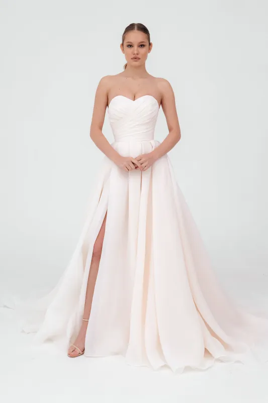 Sleeveless Wedding Dress Audrey sold by Olivia Bottega