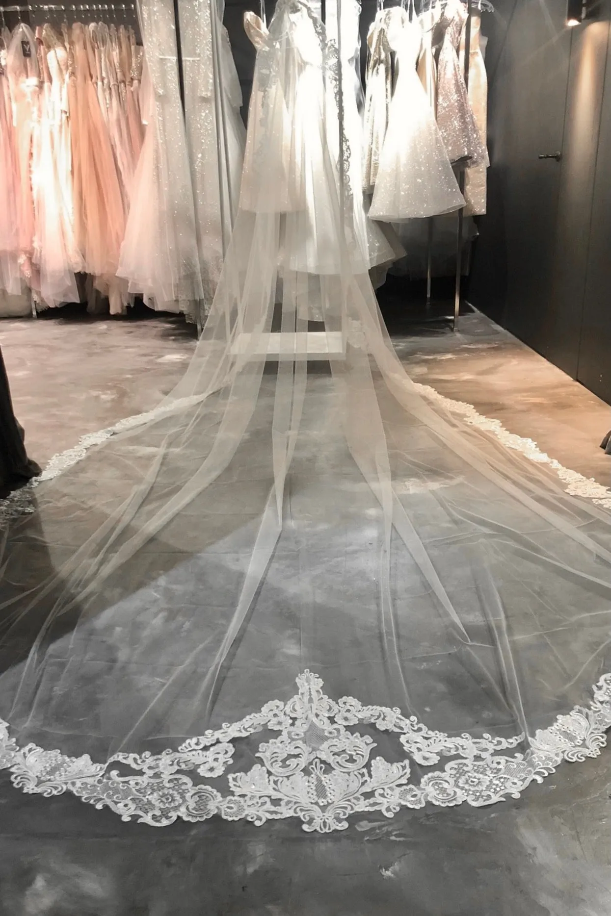 Wedding Veil Elmis sold by Olivia Bottega