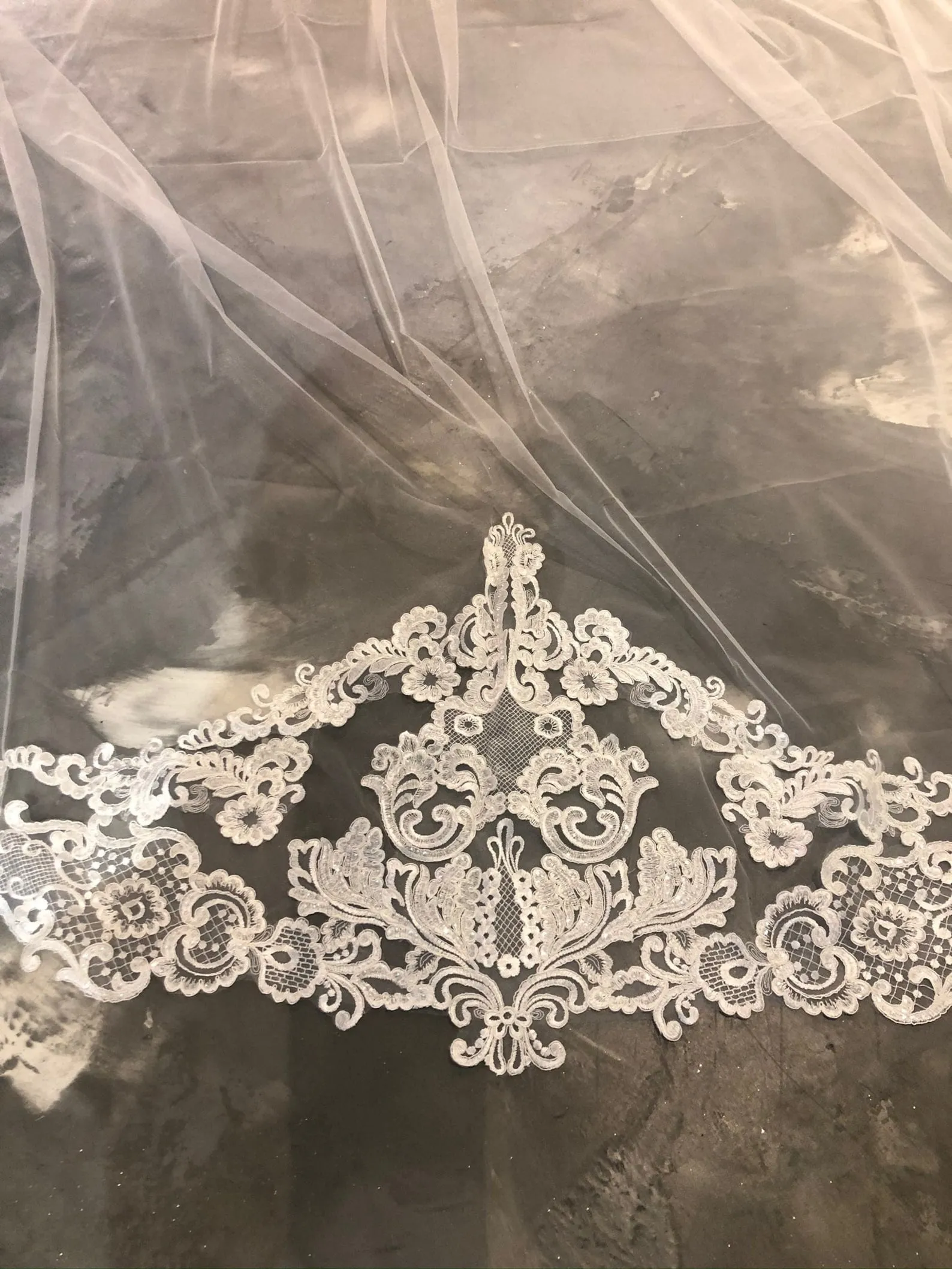Wedding Veil Elmis sold by Olivia Bottega product image thumbnail 2