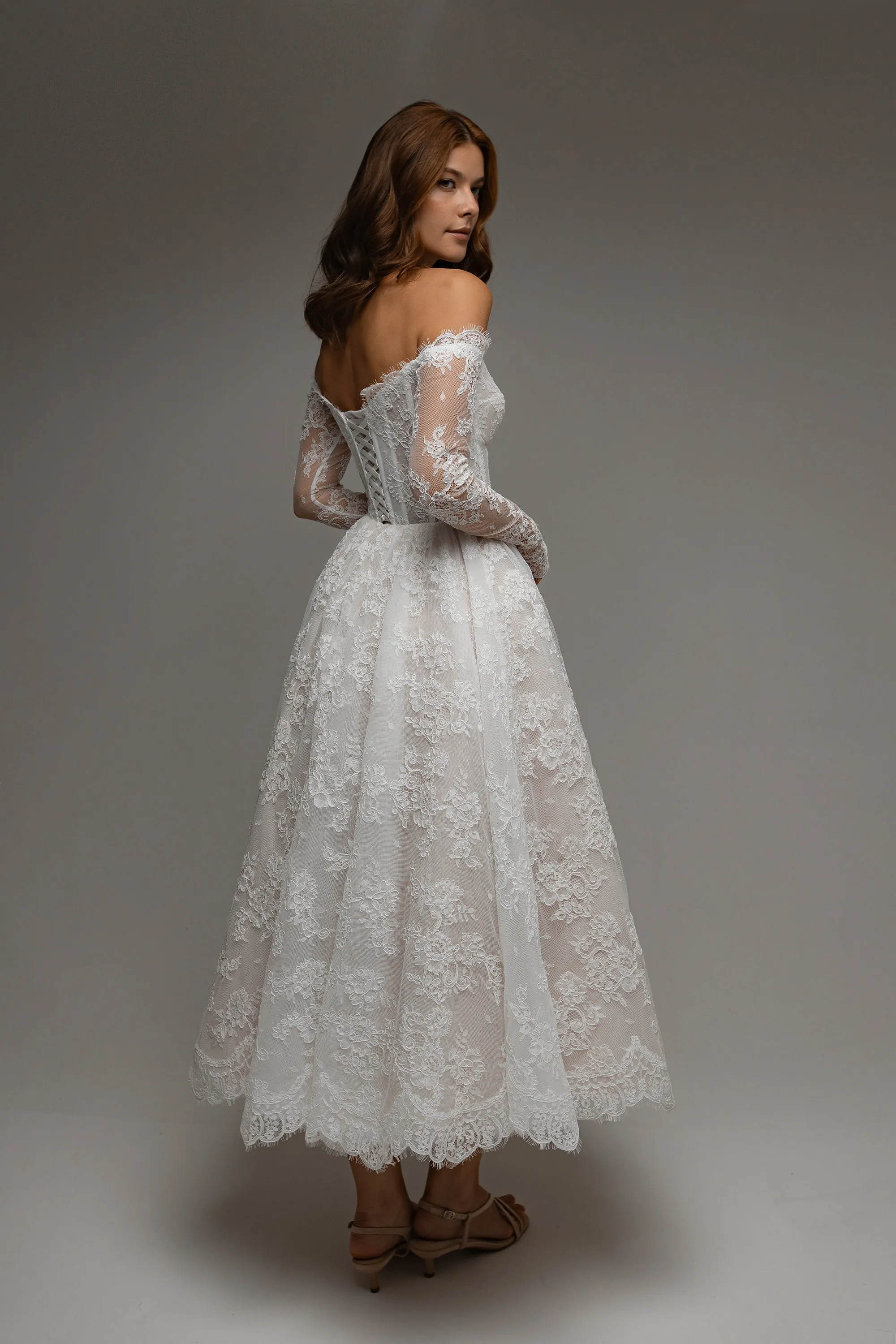 Midi Lace Wedding Dress Miralys sold by Olivia Bottega product image thumbnail 4