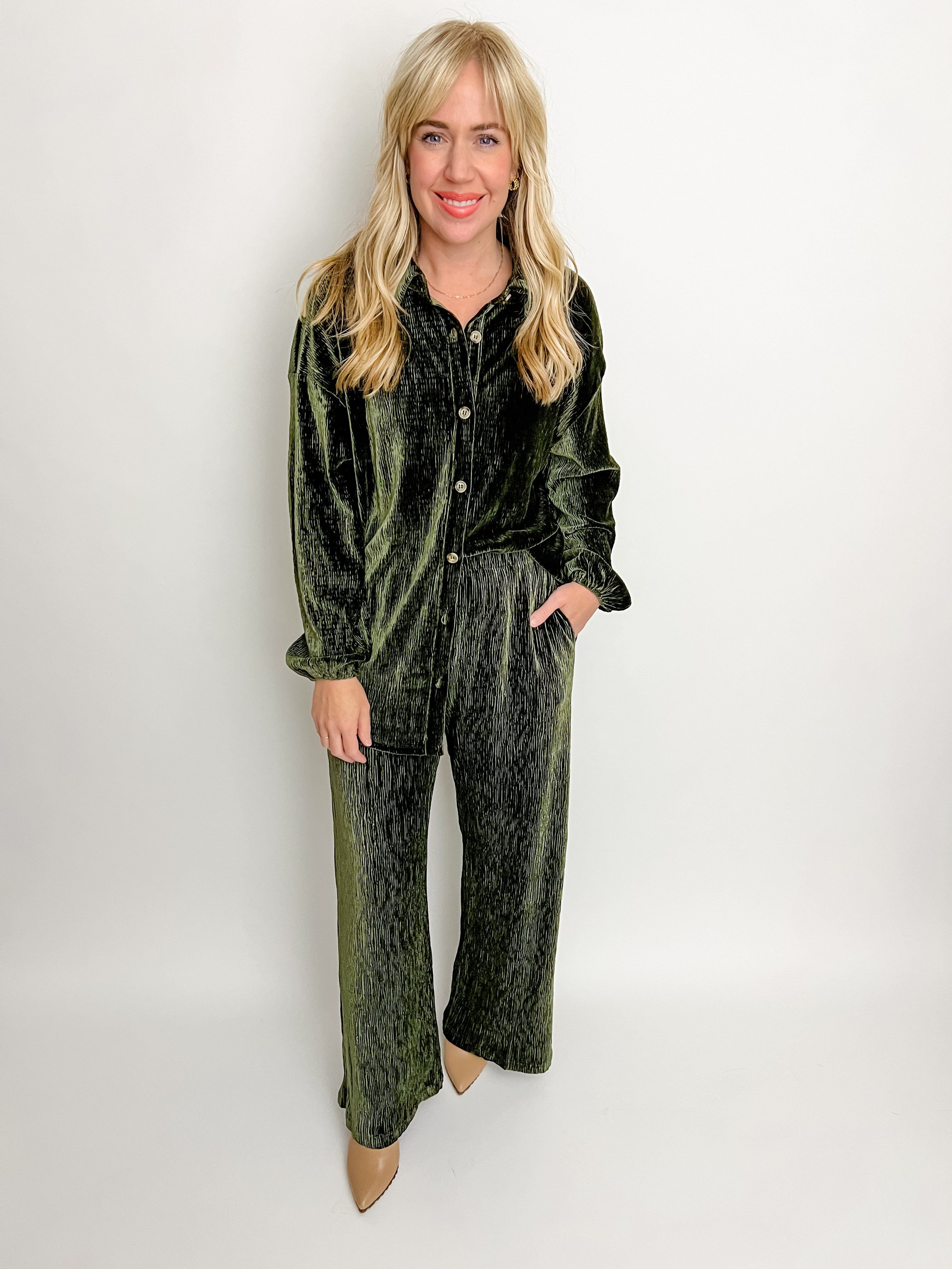 Lorelai Textured Velvet Wide Leg Pant sold by Mimosa product image thumbnail 2