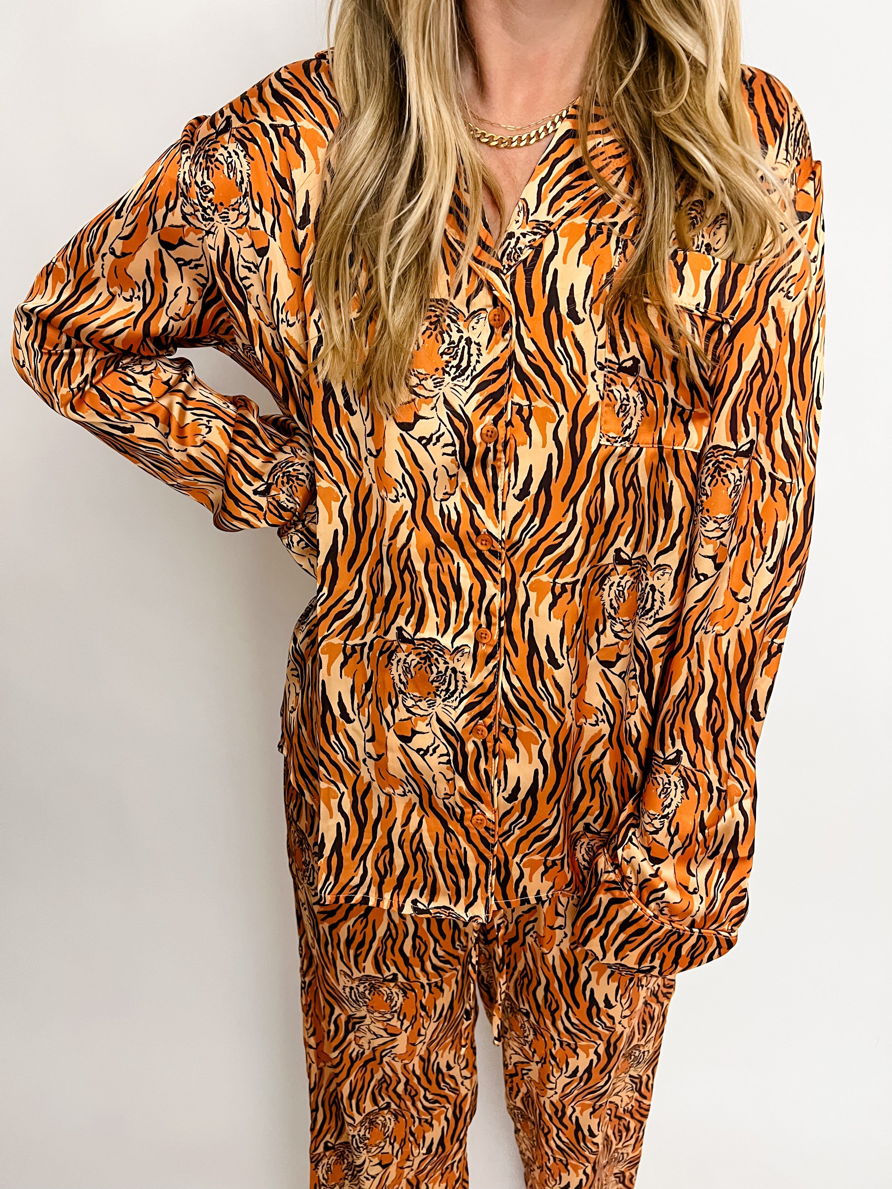 Classic PJ Set Royal Tiger Silky sold by Mimosa