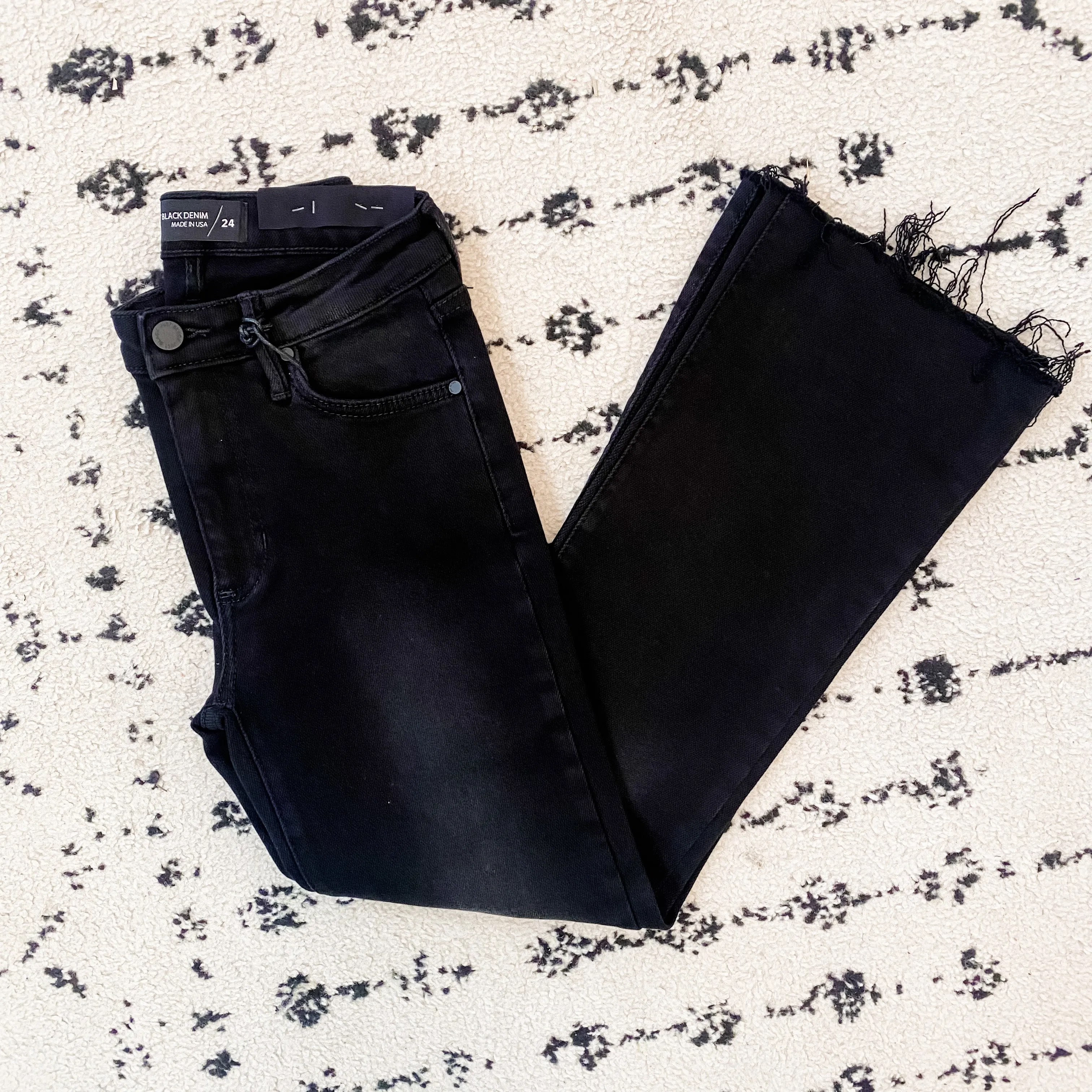 JBD High Rise Crop Flare Black sold by Mimosa product image thumbnail 2