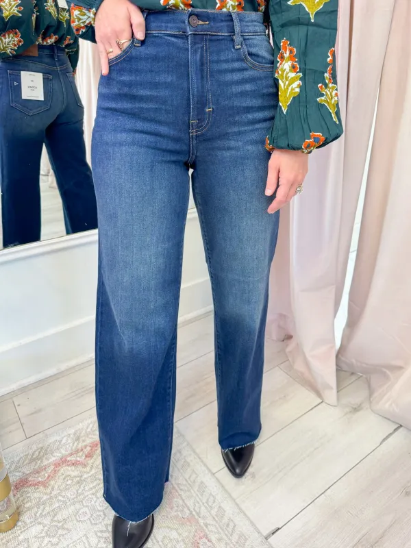Logan Clean Stretch Dad Jean Dark made by Hidden