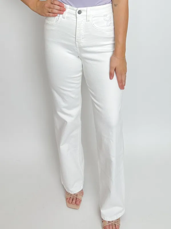 Leslie 90's Vintage Super High Rise Flare sold by Mimosa