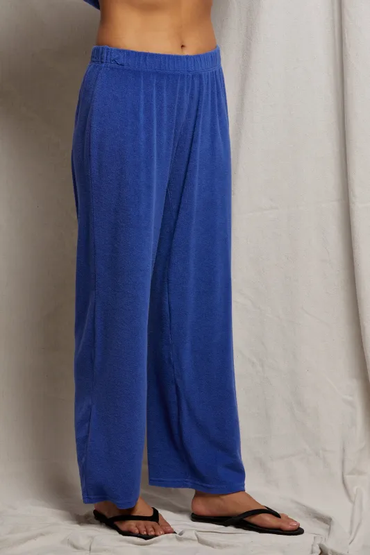 katie sold by Perfectwhitetee