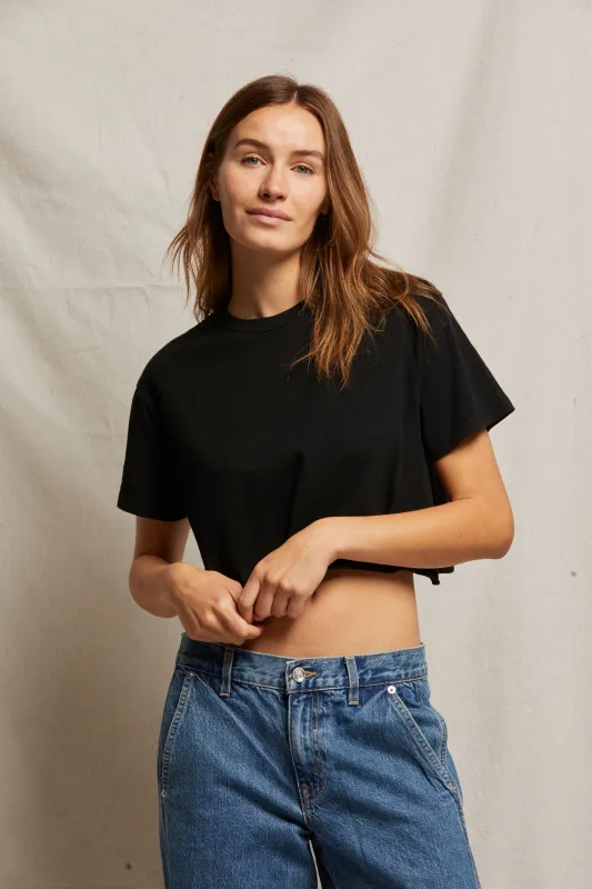 courtney sold by Perfectwhitetee