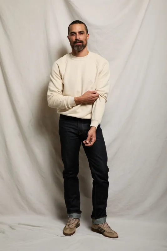 liam sold by Perfectwhitetee