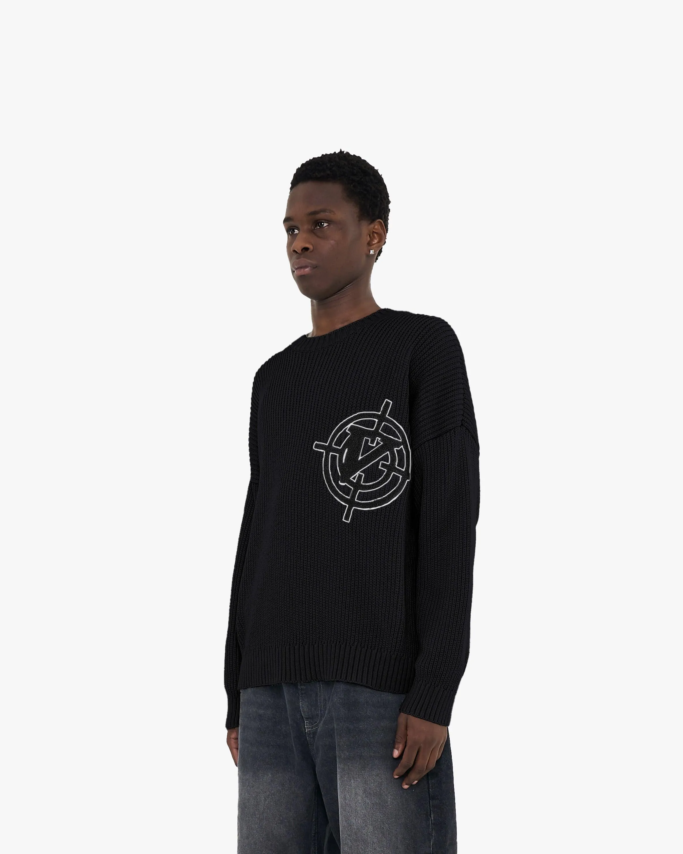 V-LOGO KNITWEAR BLACK sold by vicinity product image thumbnail 4
