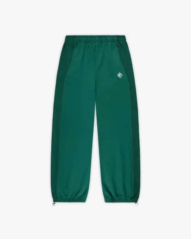 INSIDE OUT JOGGER FORREST GREEN sold by vicinity