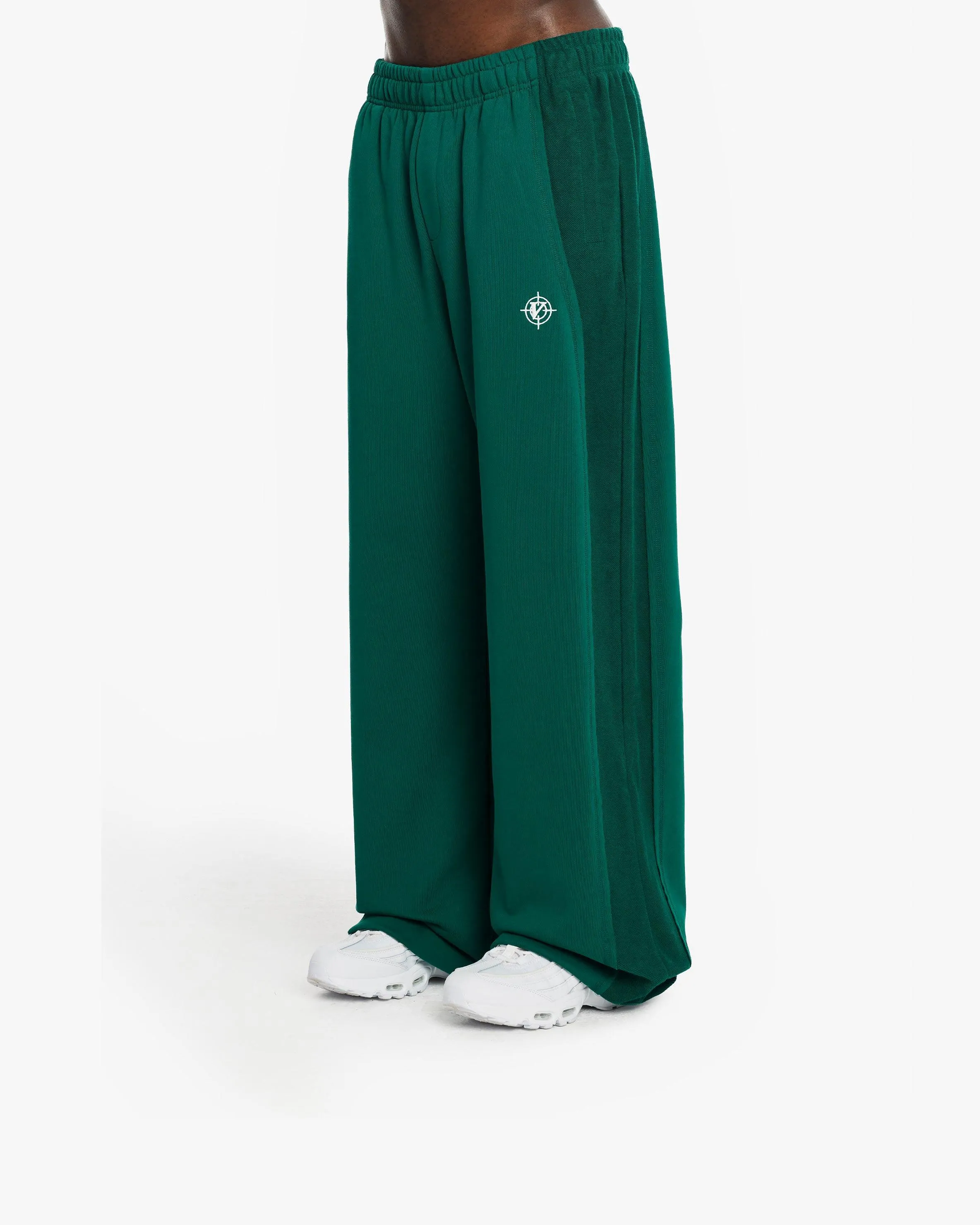 INSIDE OUT JOGGER FORREST GREEN sold by vicinity product image thumbnail 4